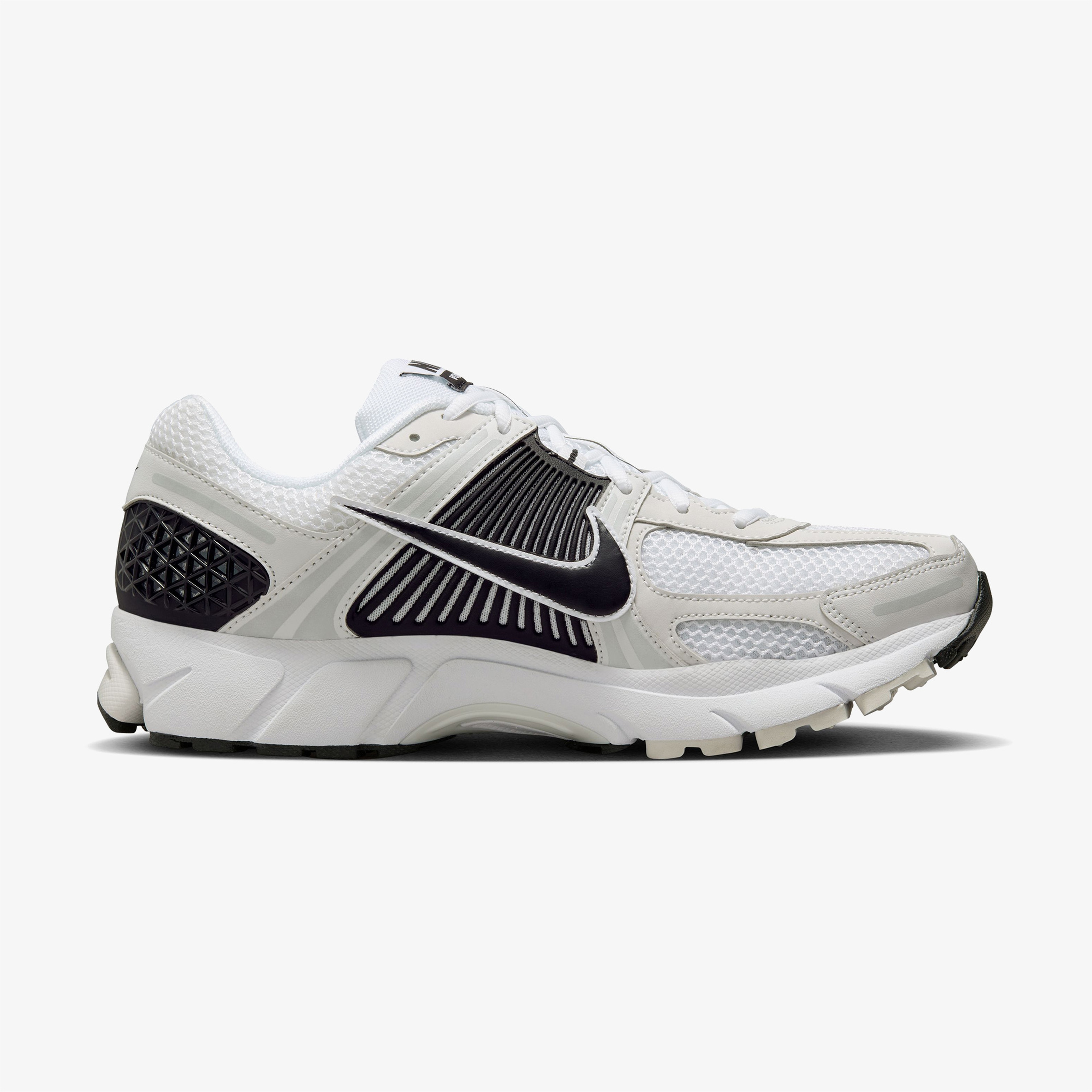 Nike Zoom Vomero 5 Erkek Beyaz Sneaker