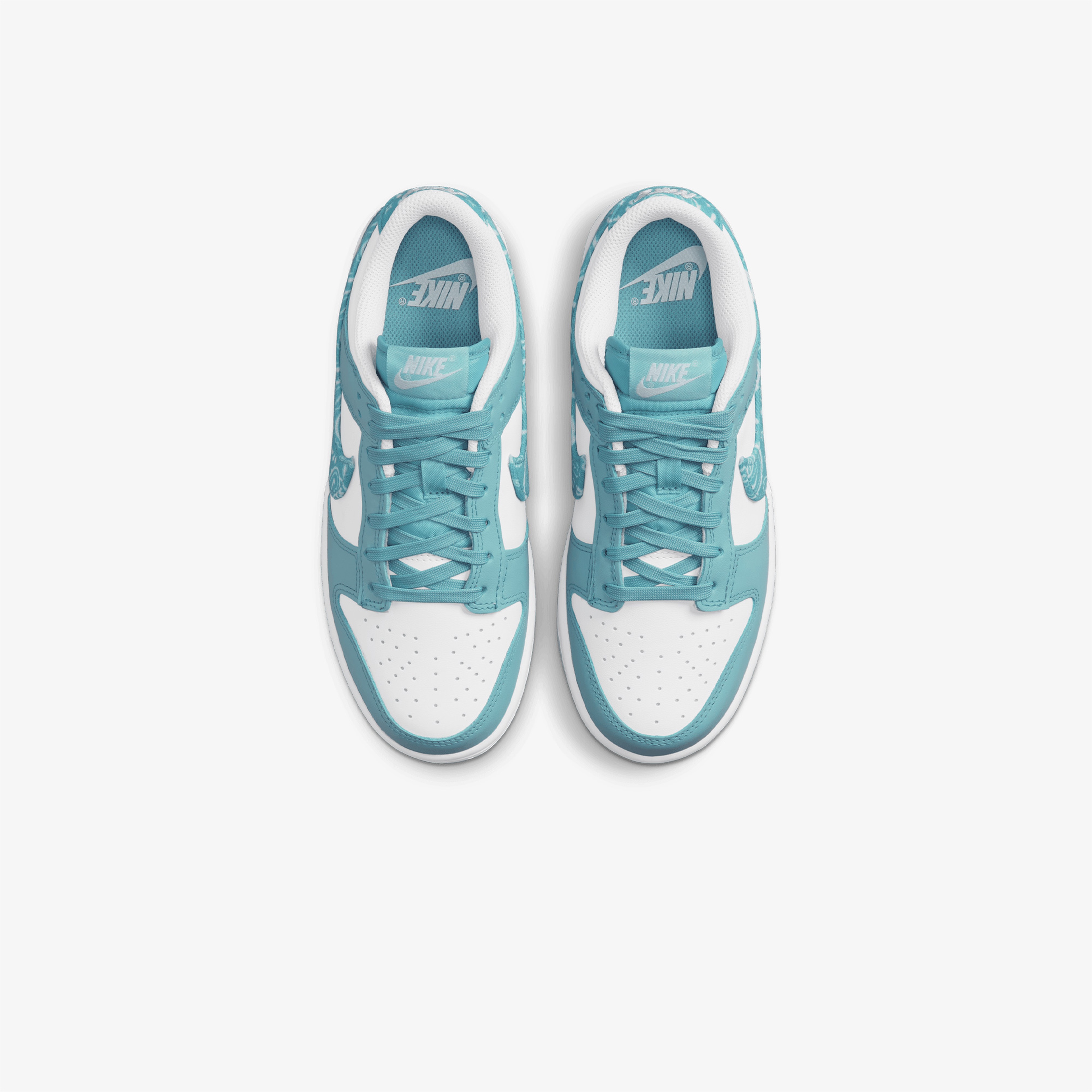 Nike Dunk Low Kadın Beyaz Sneaker