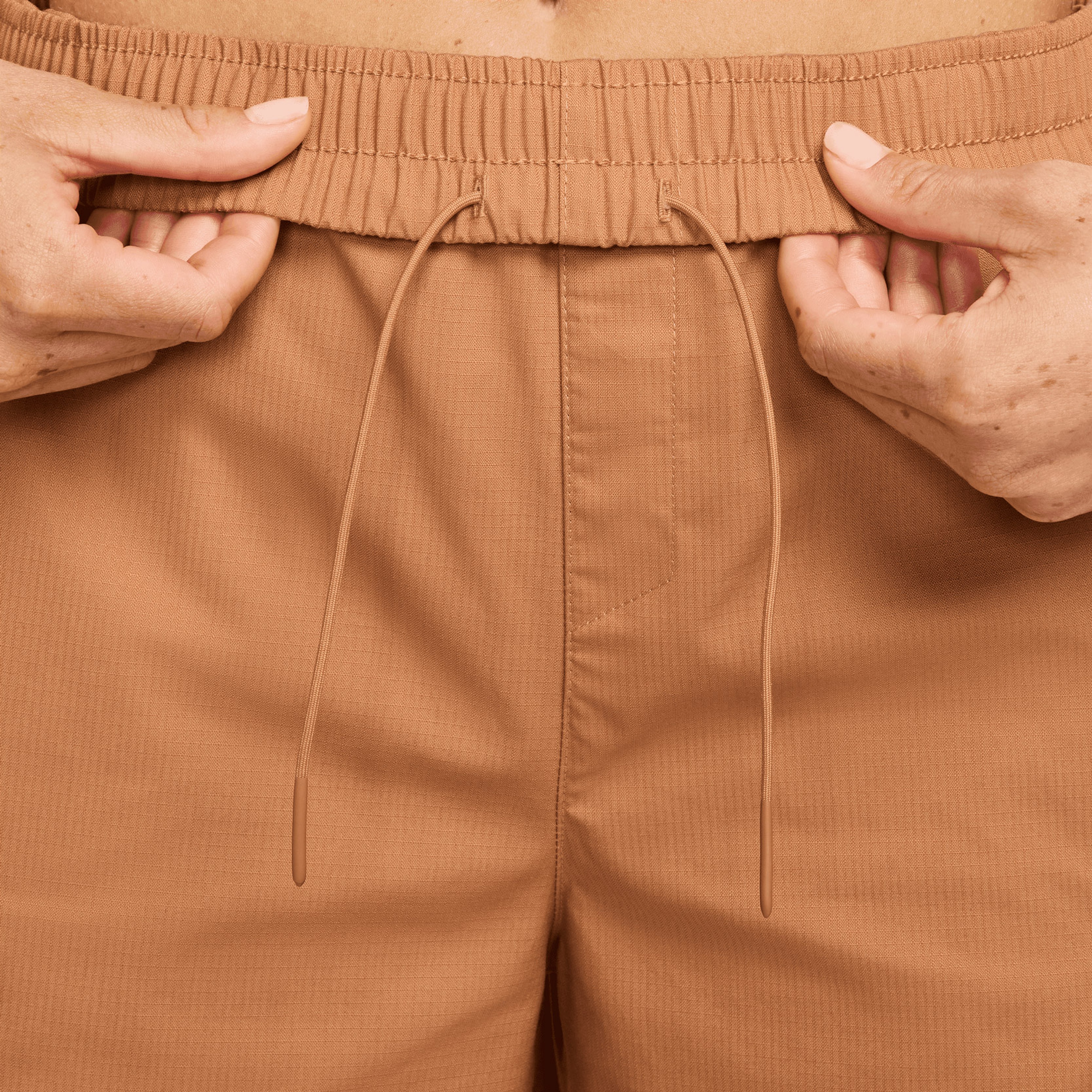 Nike Sportswear Essential Kadın Kahverengi Eşofman Altı