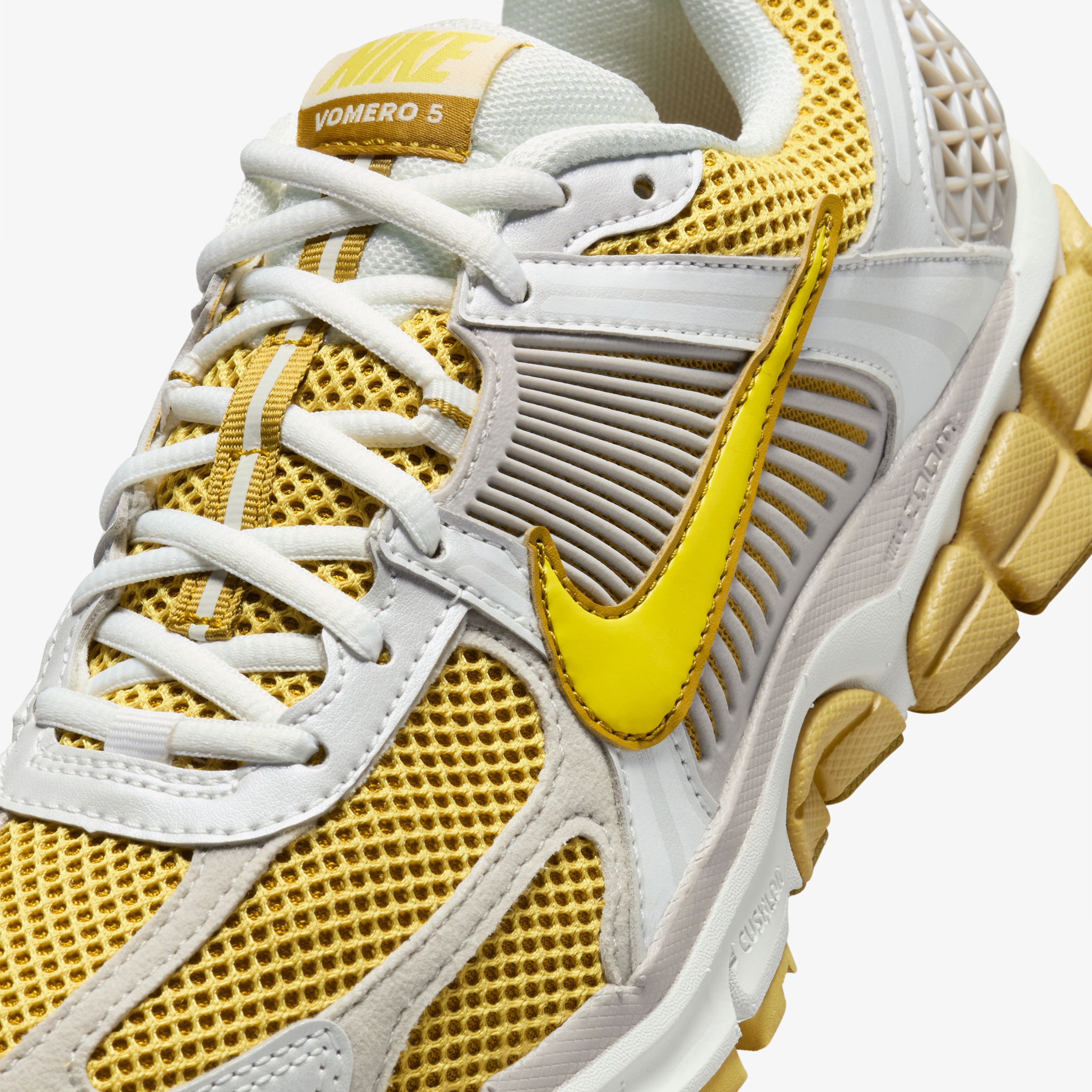 Nike Zoom Vomero 5 Kadın Sarı Sneaker