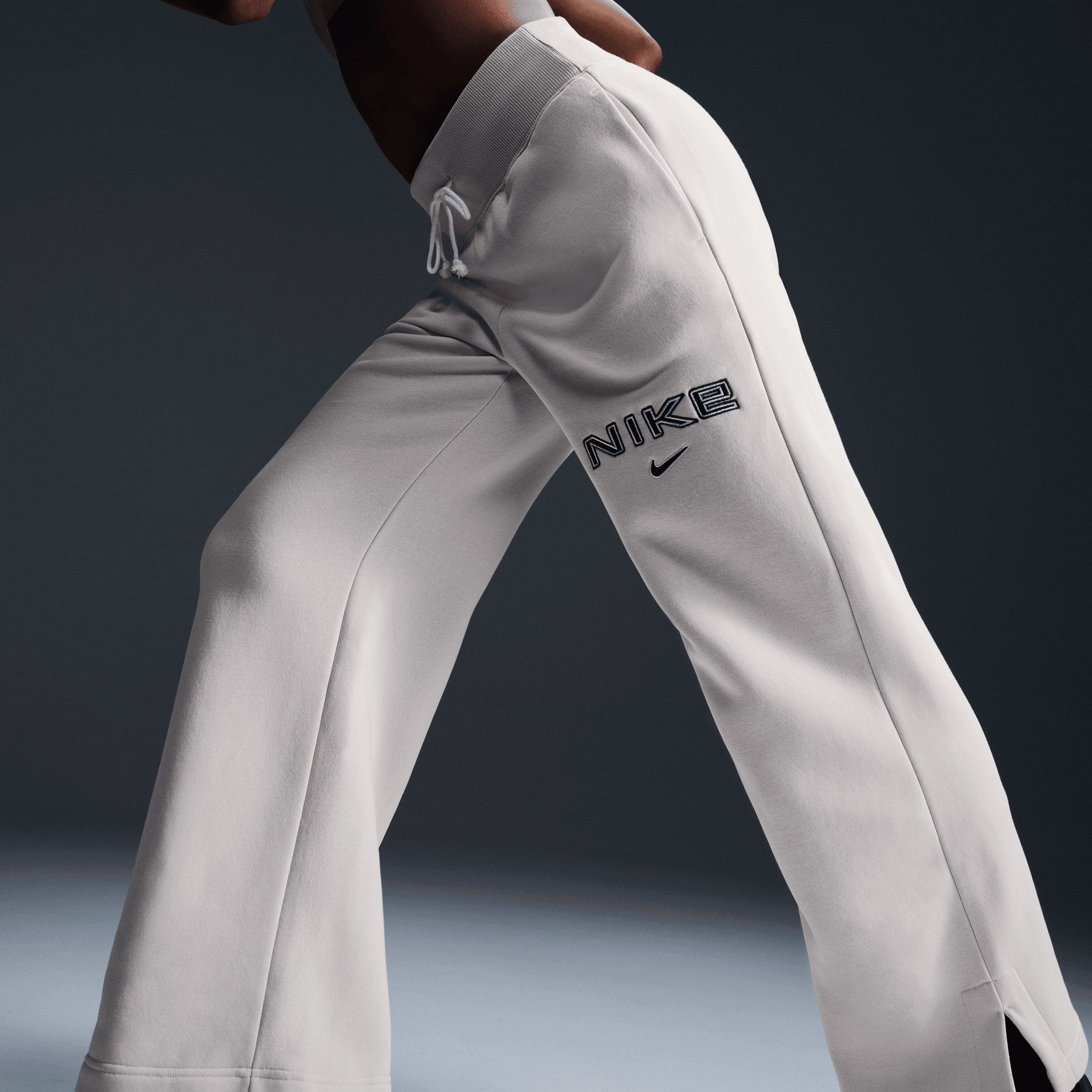 Nike Sportswear Phoenix Fleece Kadın Beyaz Eşofman Altı