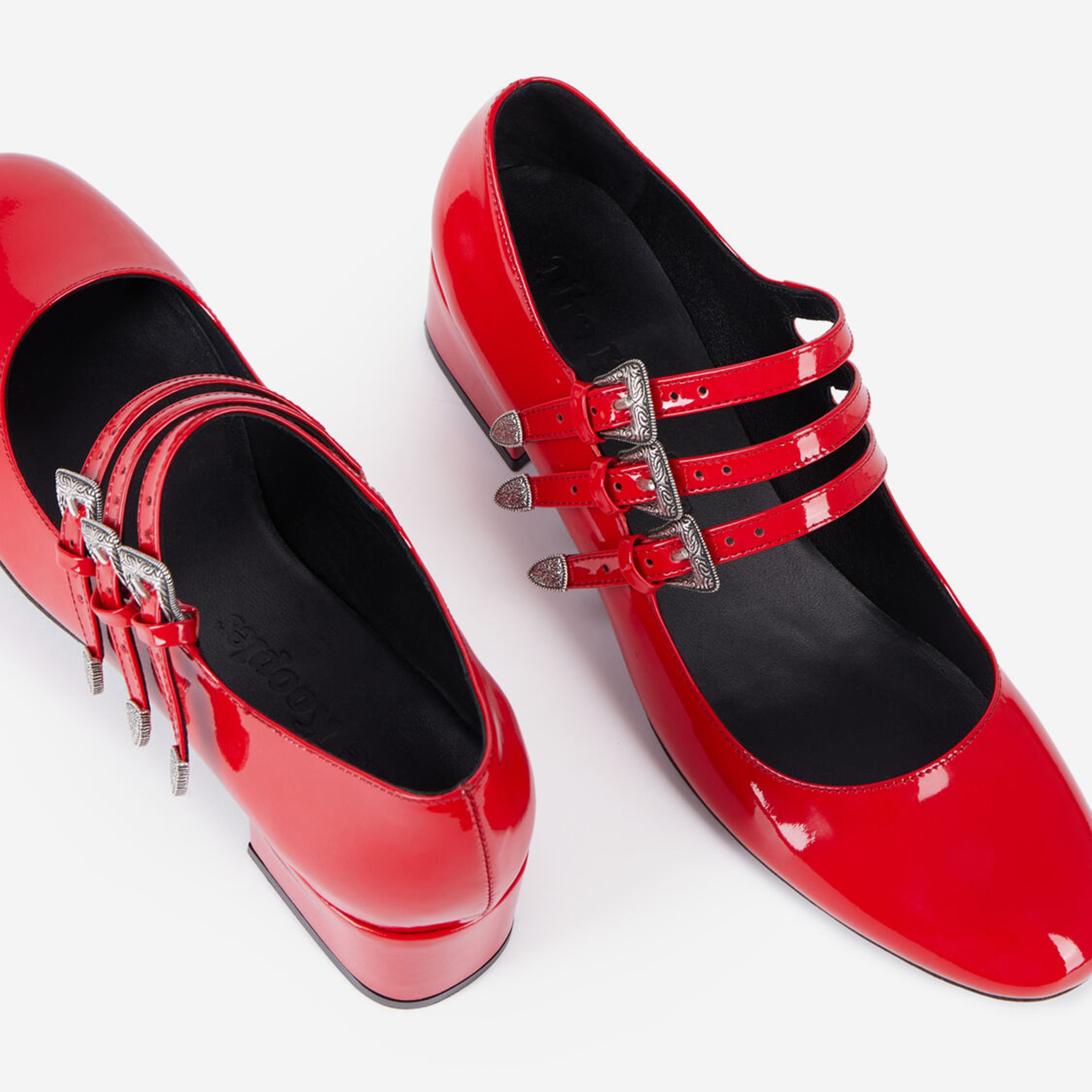 KADIN KIRMIZI AYAKKABI