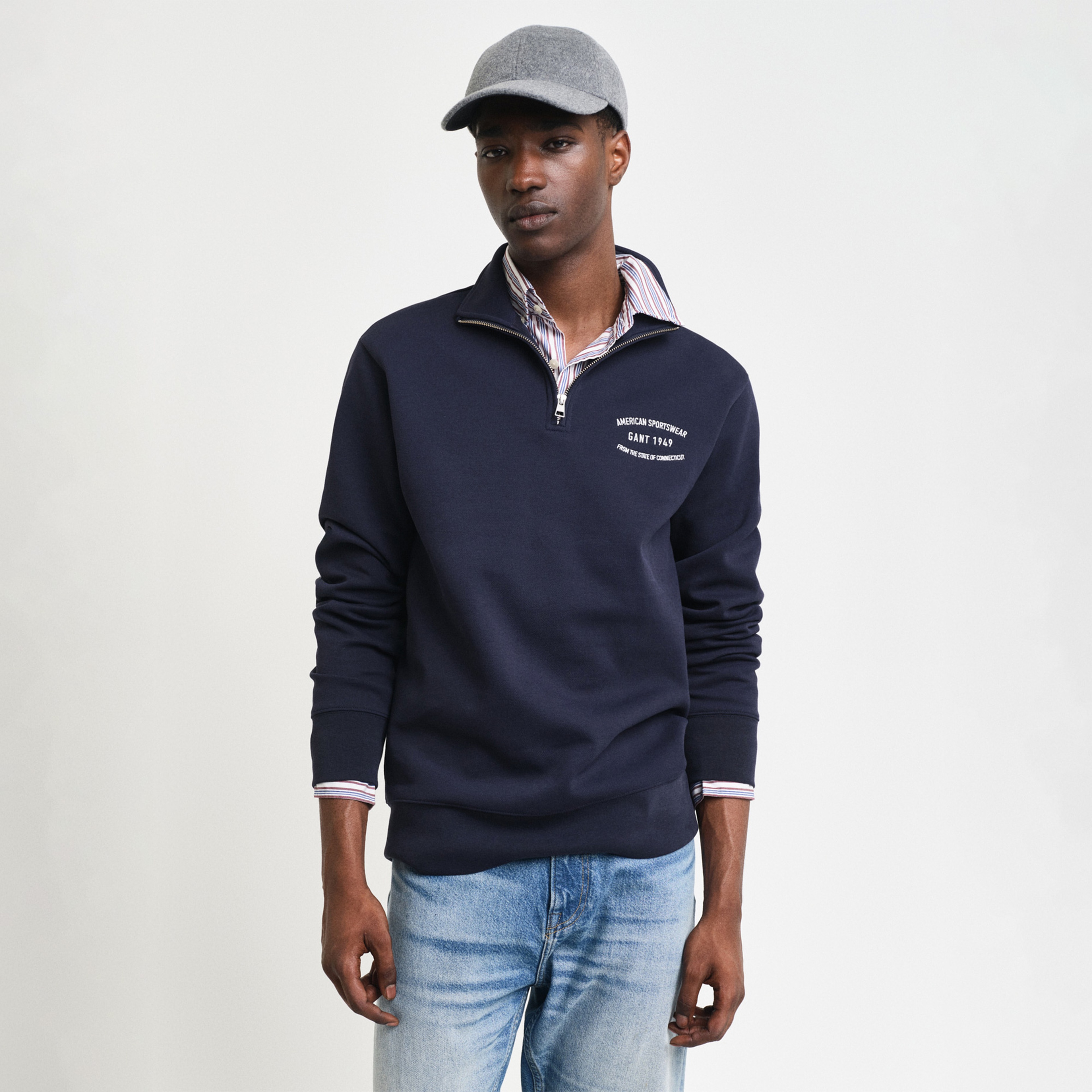 GANT Erkek Lacivert Regular Fit Yarım Fermuarlı Logolu Sweatshirt