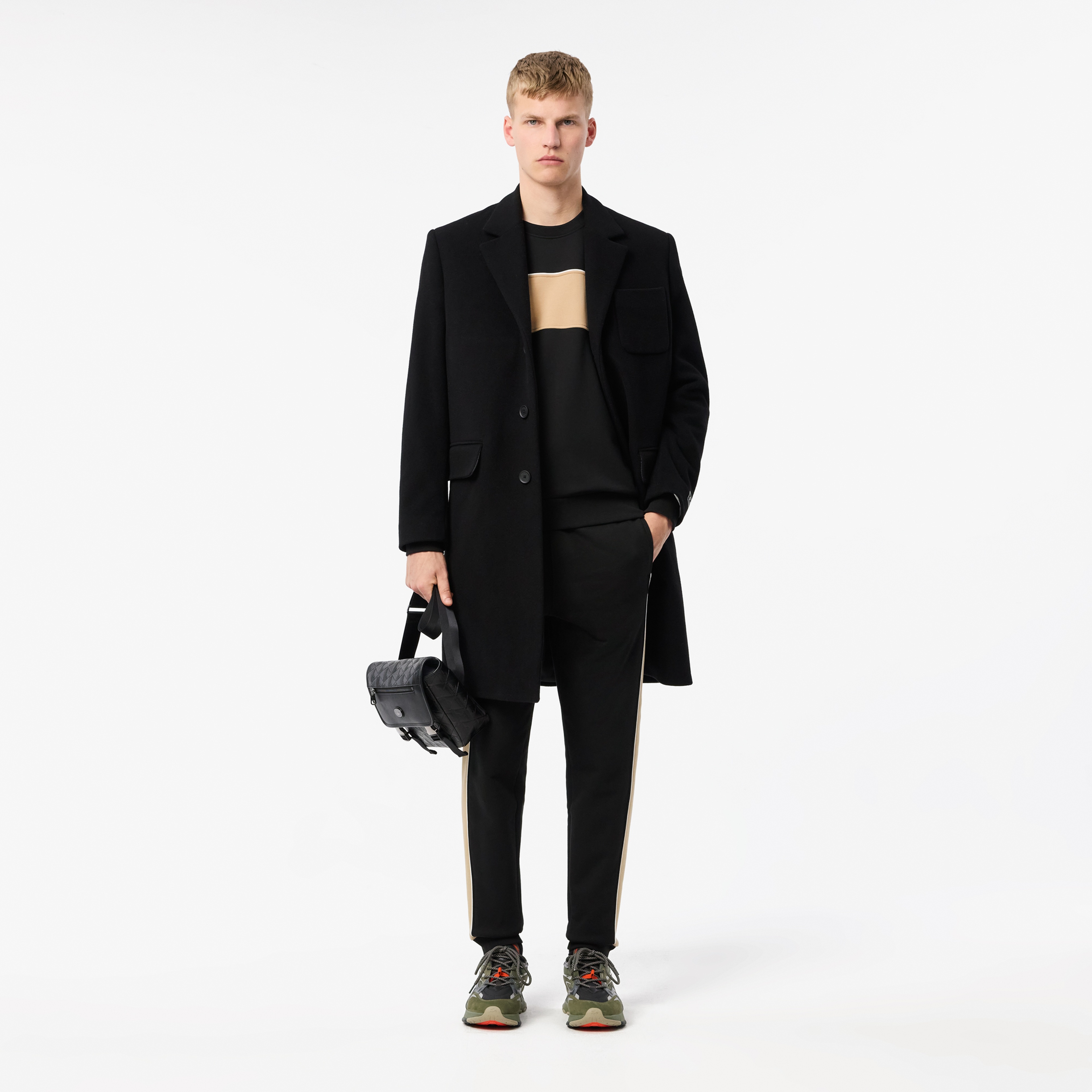 Erkek Classic Fit Bisiket Yaka Renk Bloklu Siyah Sweatshirt