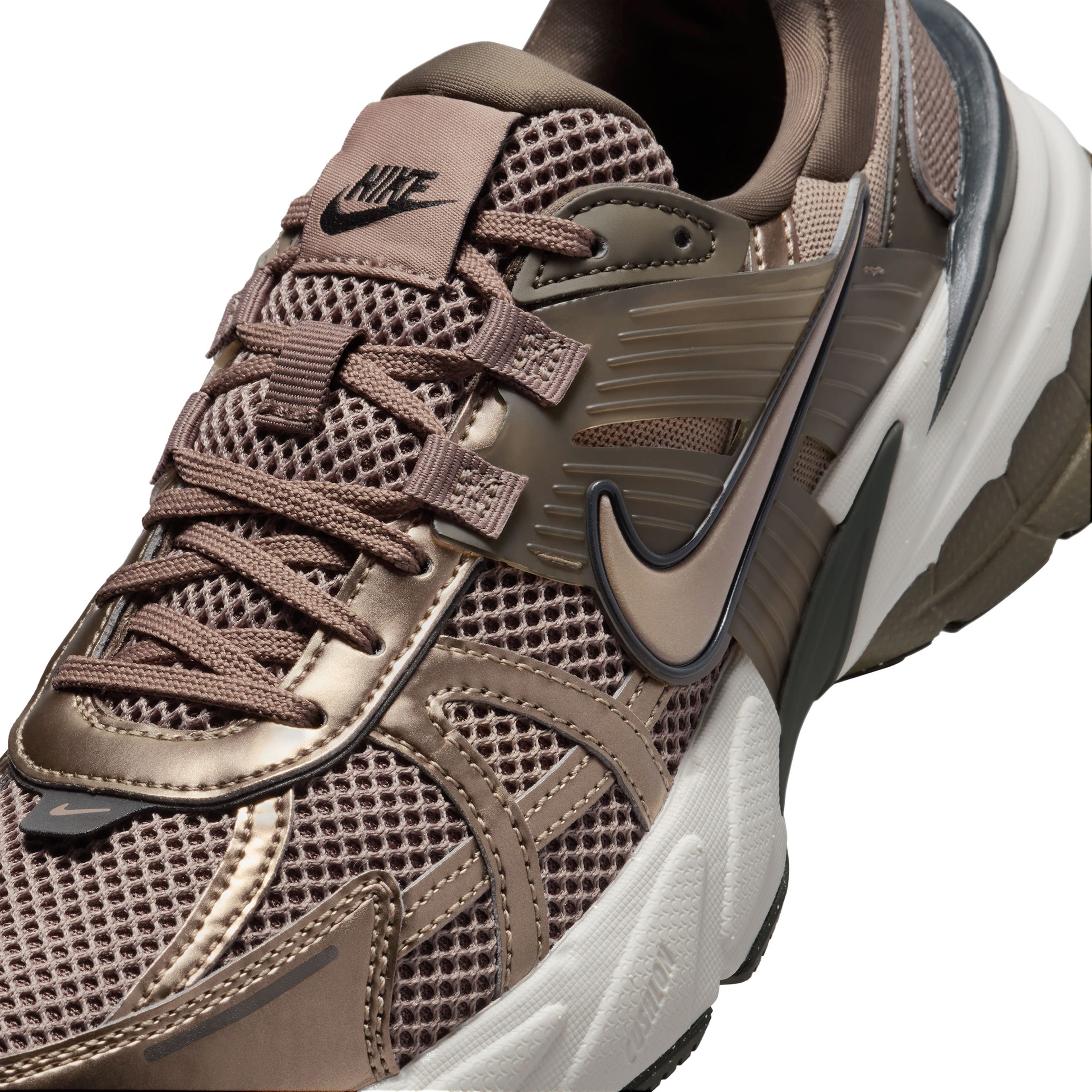 Nike V2K Run Kadın Kahverengi Spor Ayakkabı