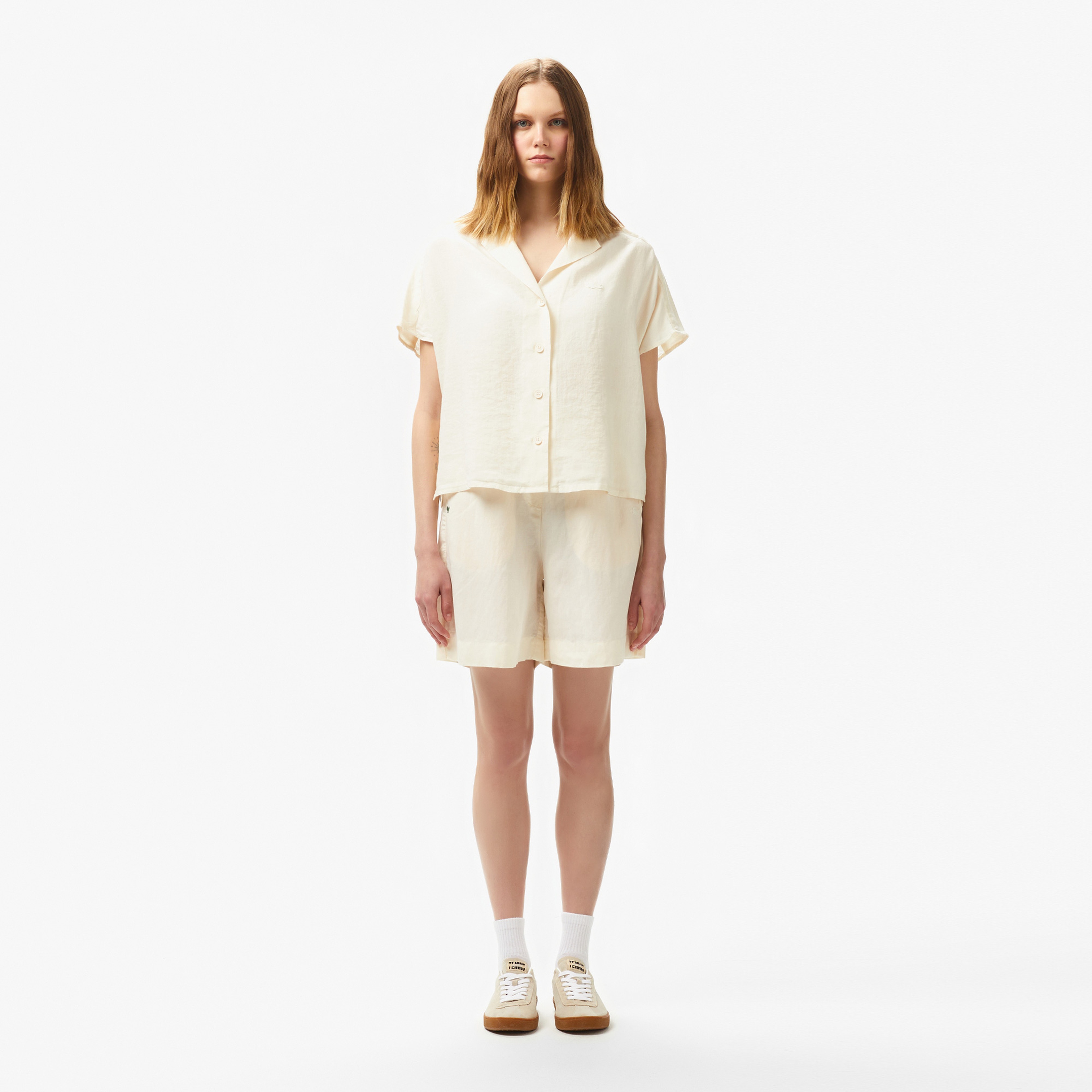 Kadın Regular Fit Beyaz Bermuda Şort