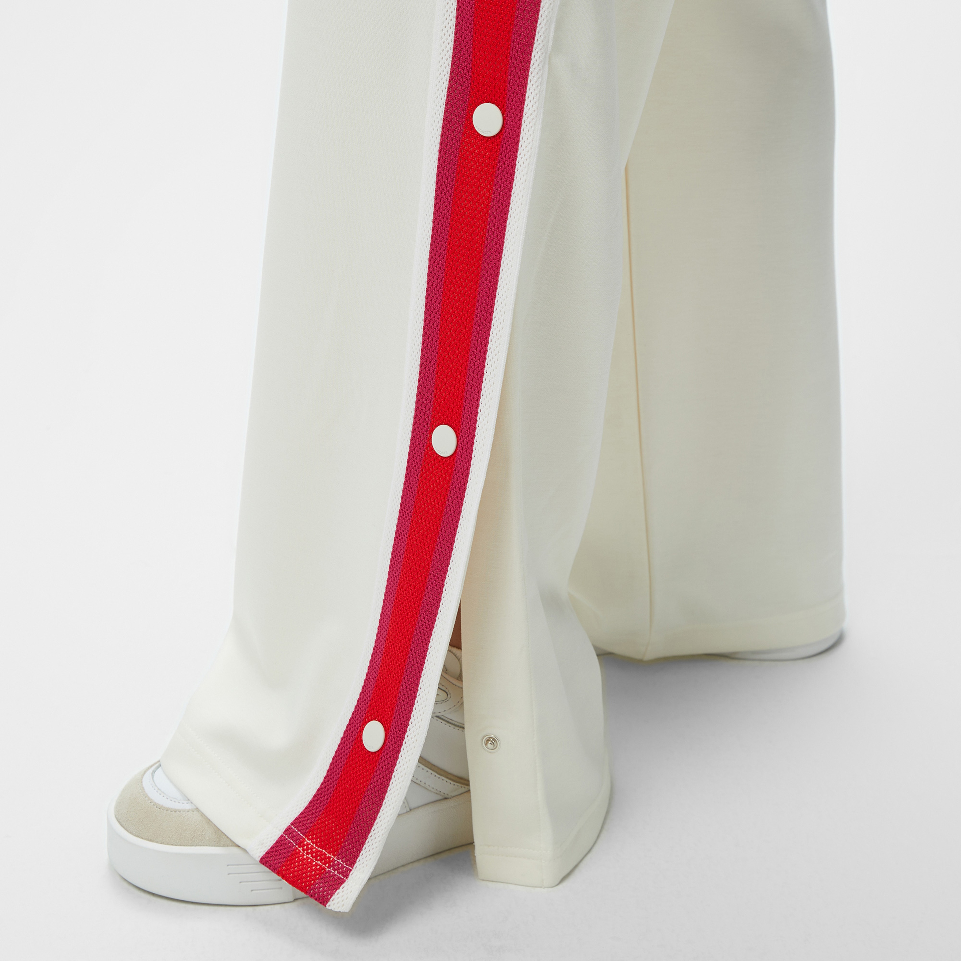 Kadın Relaxed Fit Renk Bloklu Beyaz Eşofman Altı