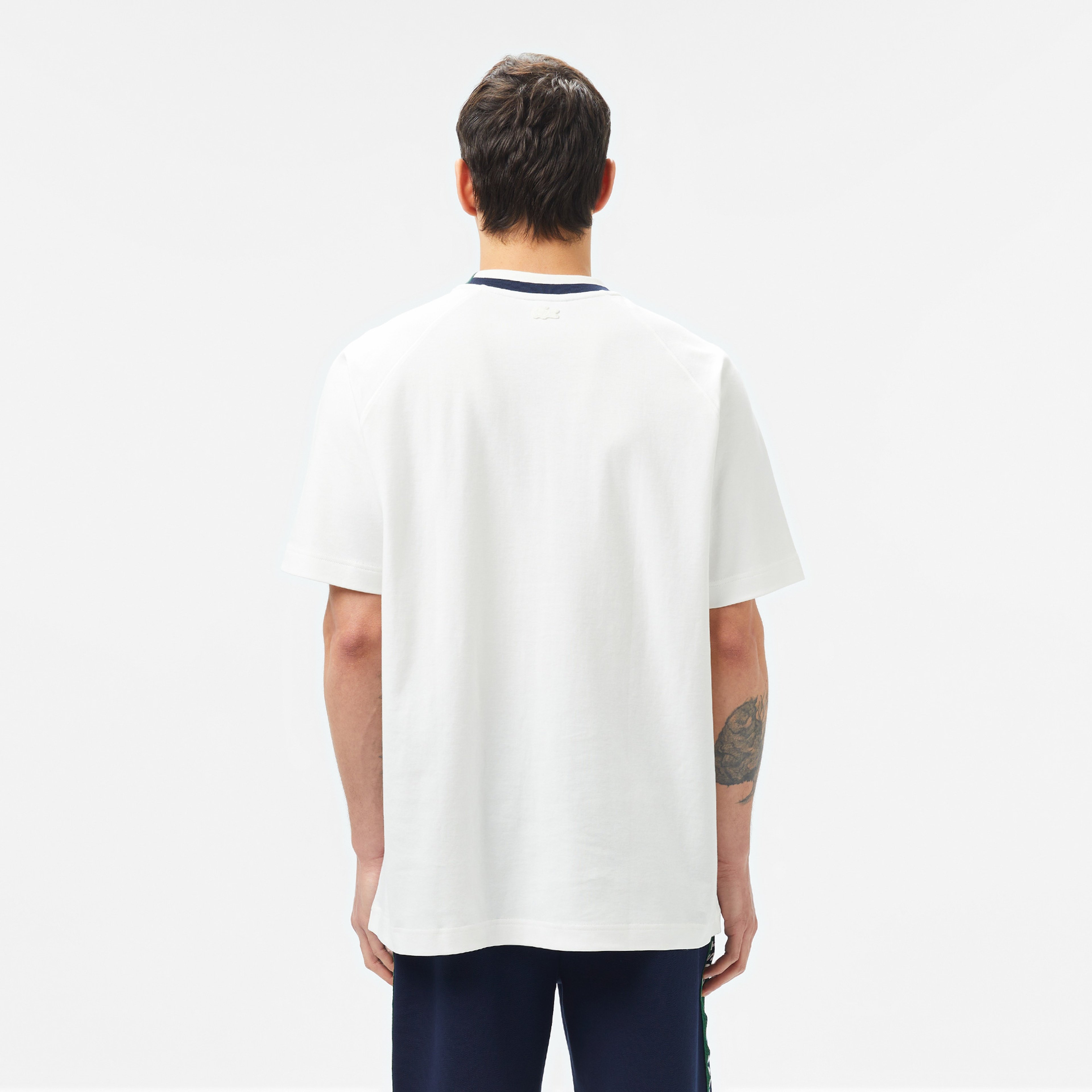 Erkek Bisiklet Yaka Beyaz Cepli T-Shirt