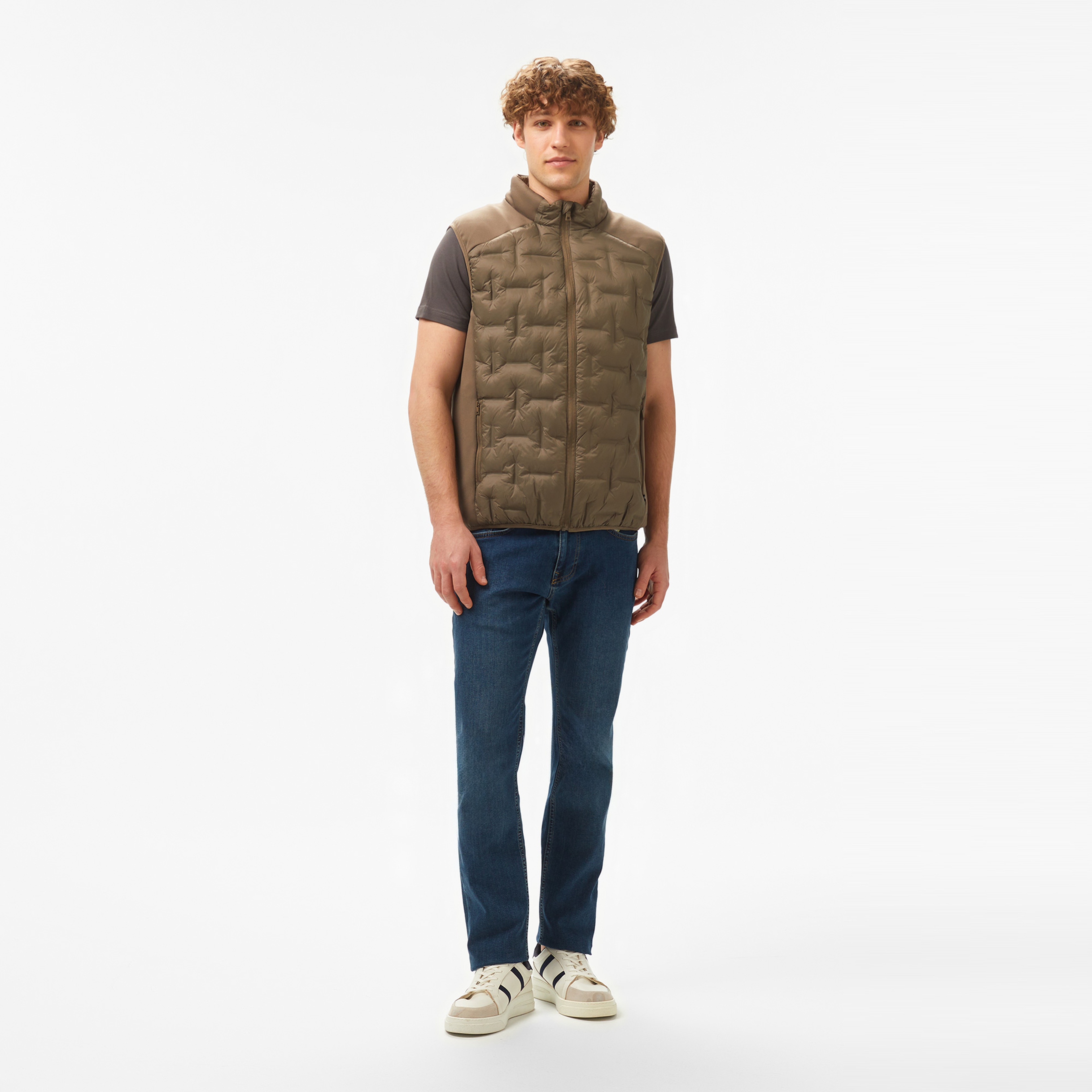 Nautica Erkek Kahverengi Standart Fit Dik Yaka Yelek