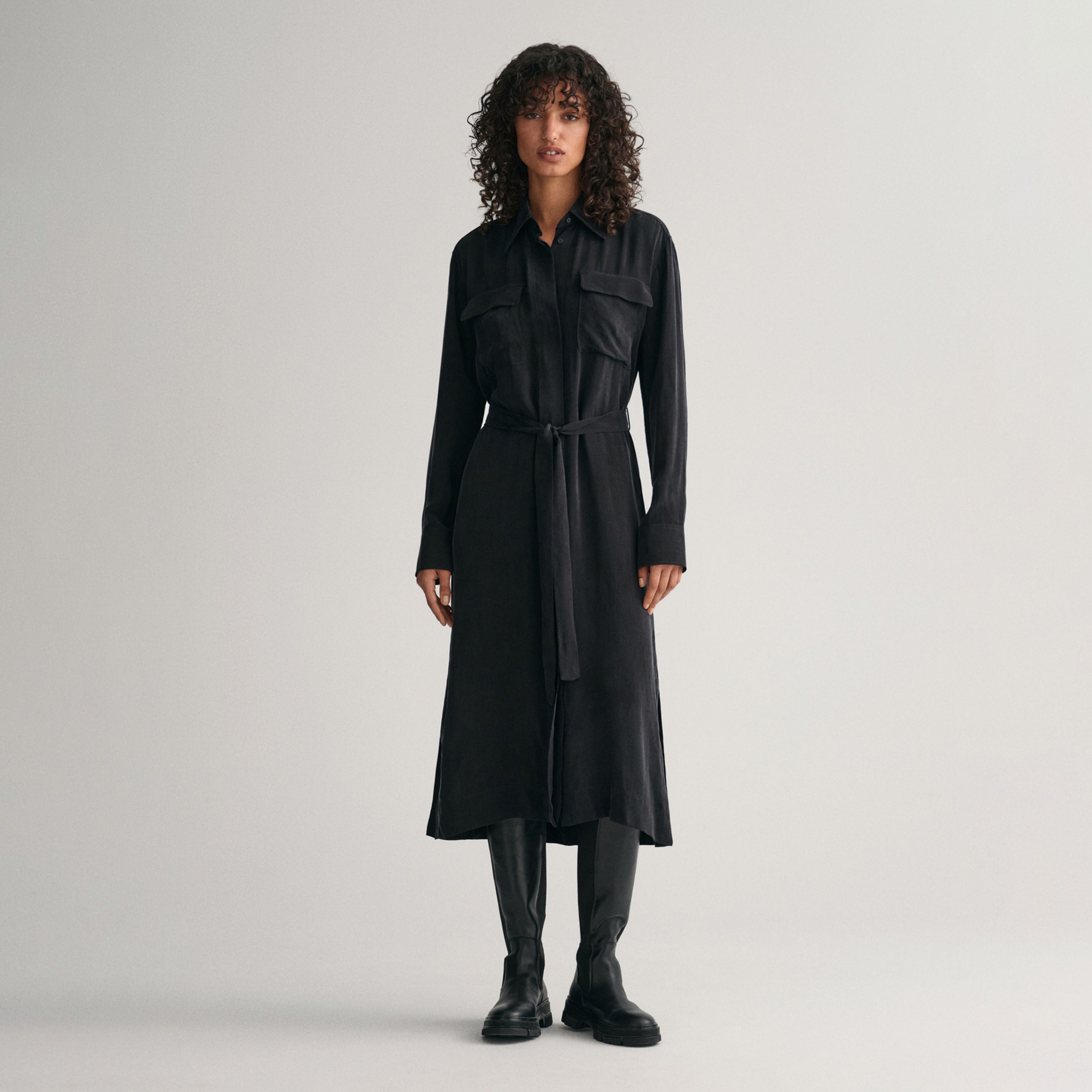 GANT Kadın Siyah Relaxed Fit Klasik Yaka Elbise