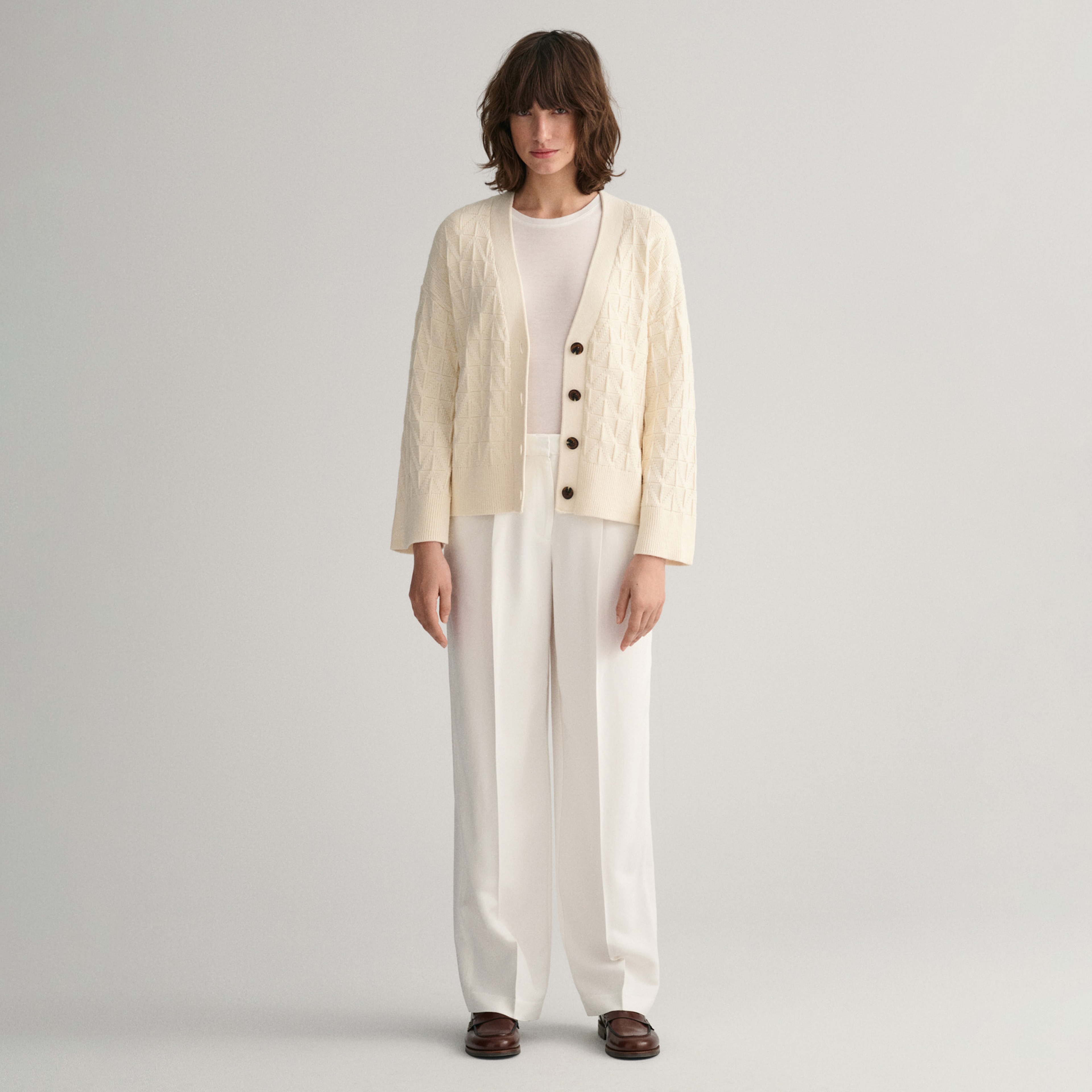 GANT Kadın Krem Relaxed Fit Klasik Yaka Hırka