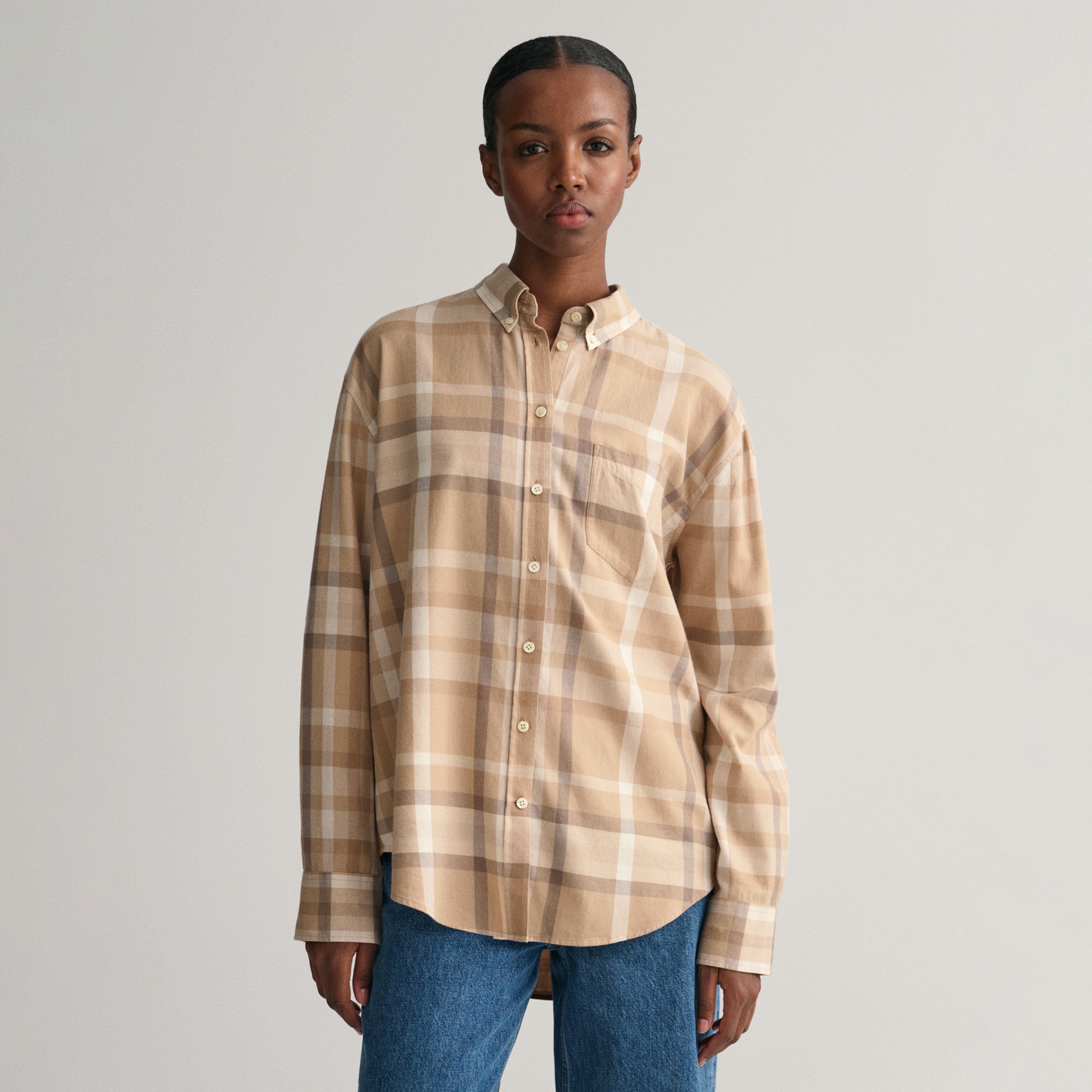 GANT Kadın Kahverengi Relaxed Fit Düğmeli Yaka Kareli Gömlek