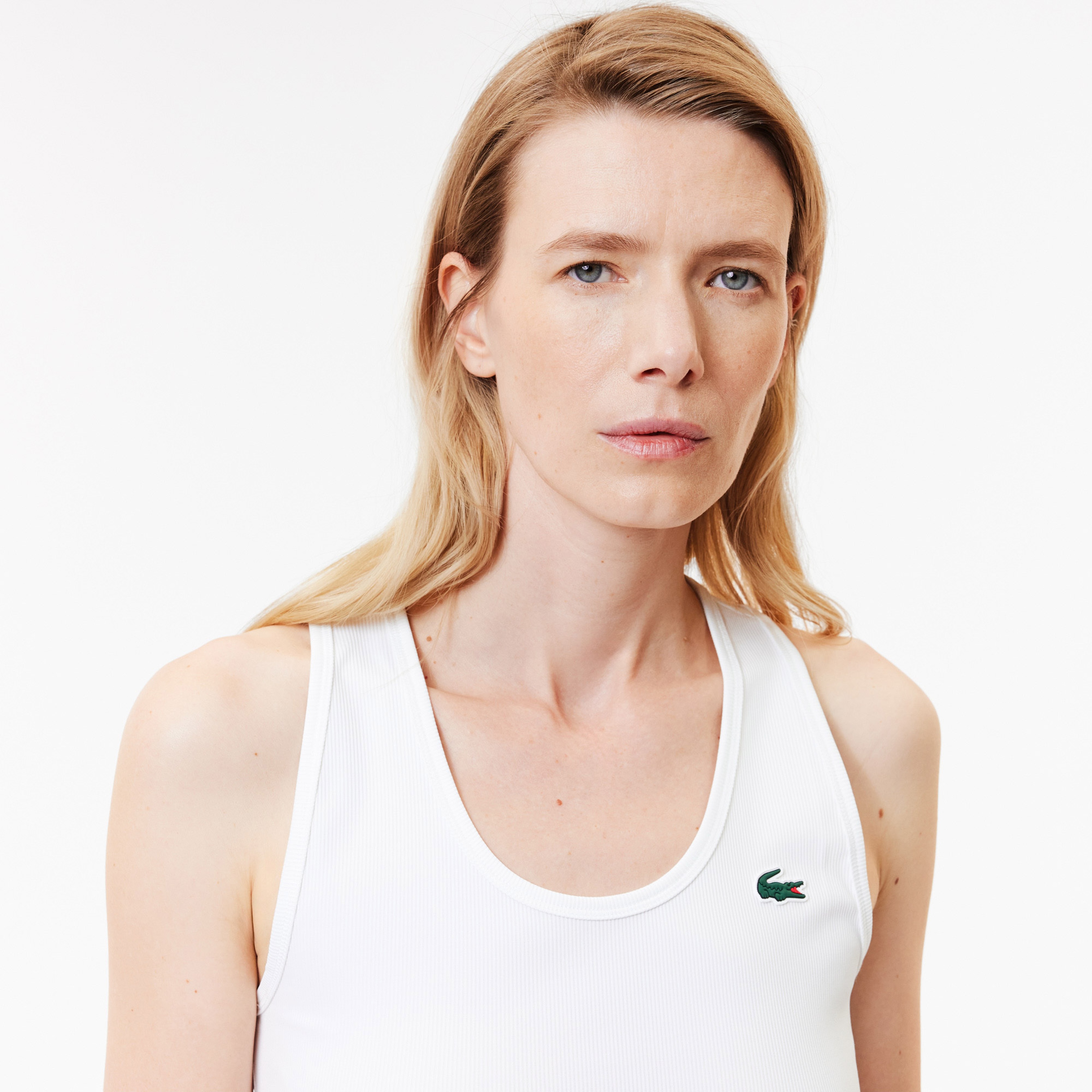 Kadın Slim Fit Bisiklet Yaka Beyaz T-Shirt