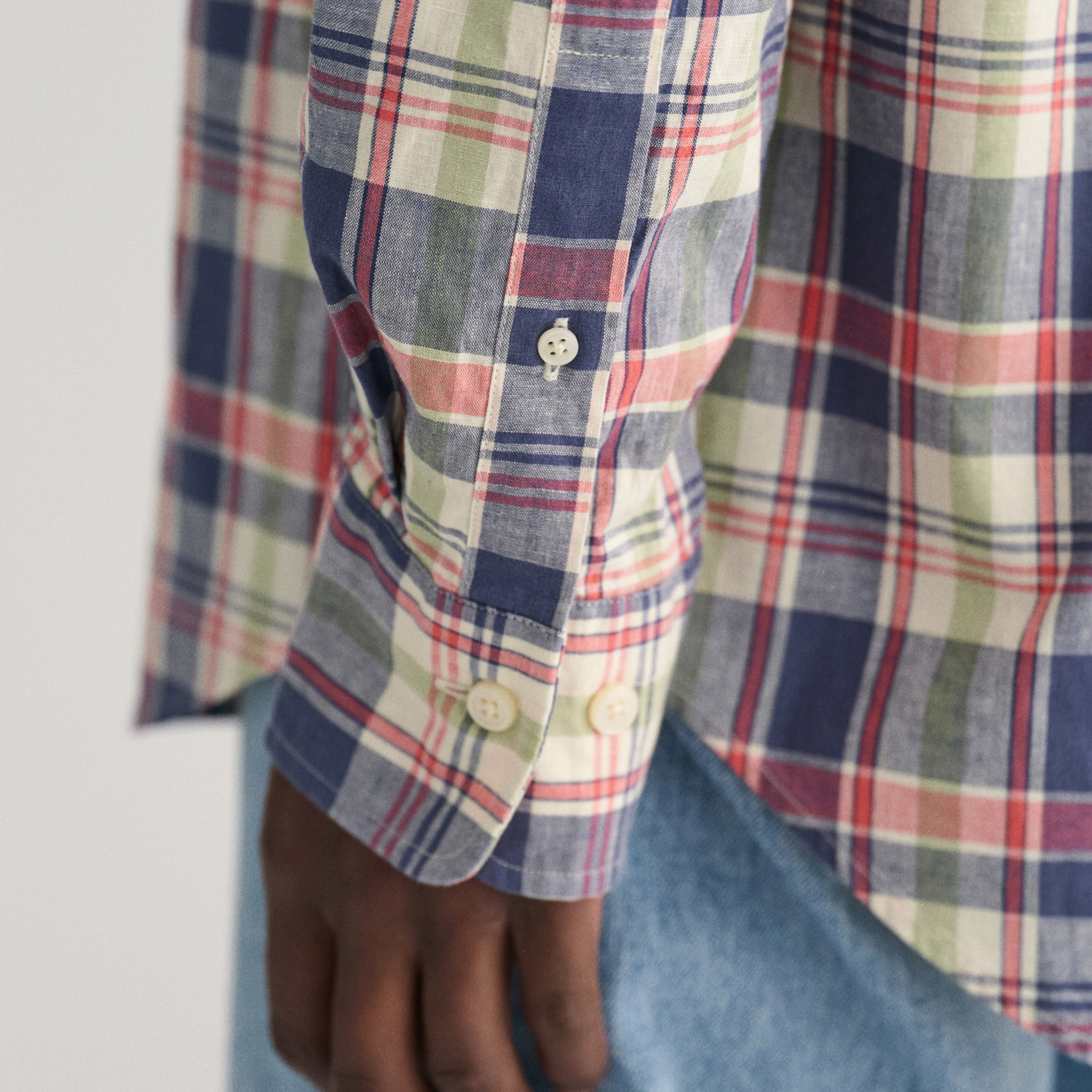 GANT Erkek Mavi Regular Fit Düğmeli Yaka Kareli Gömlek