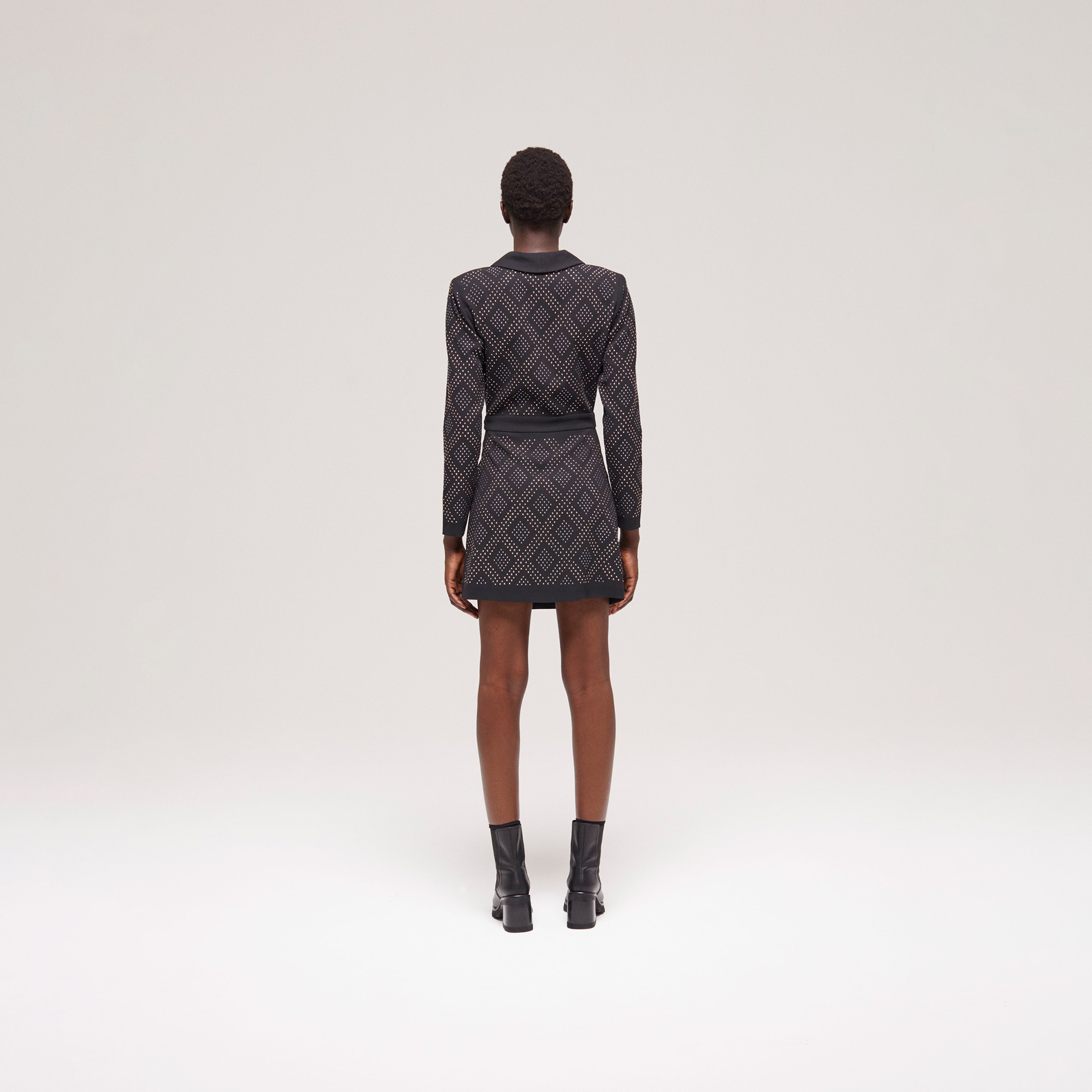 KADIN TAŞLI SİYAH ELBİSE