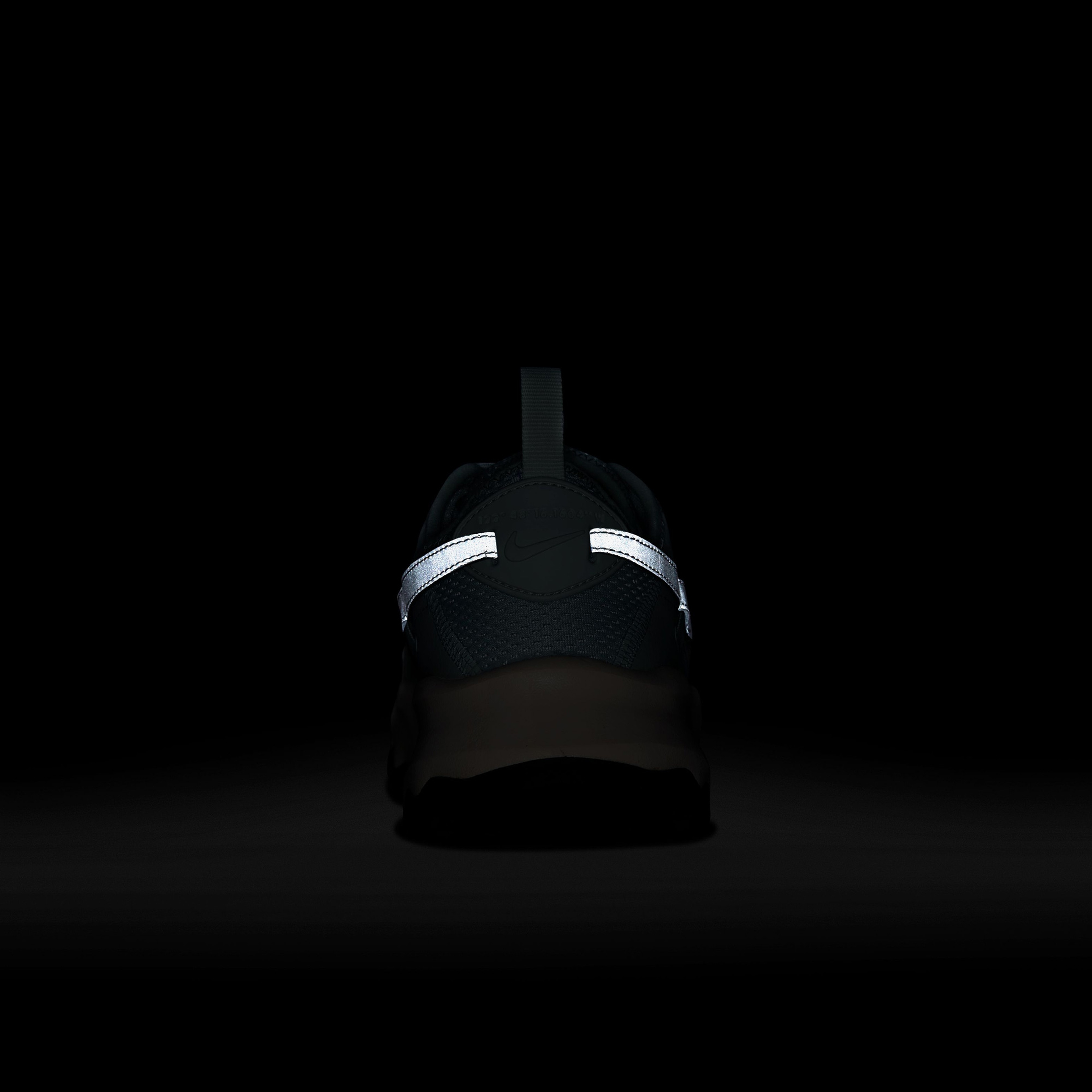 Nike Tc 7900 Kadın Gri Sneaker