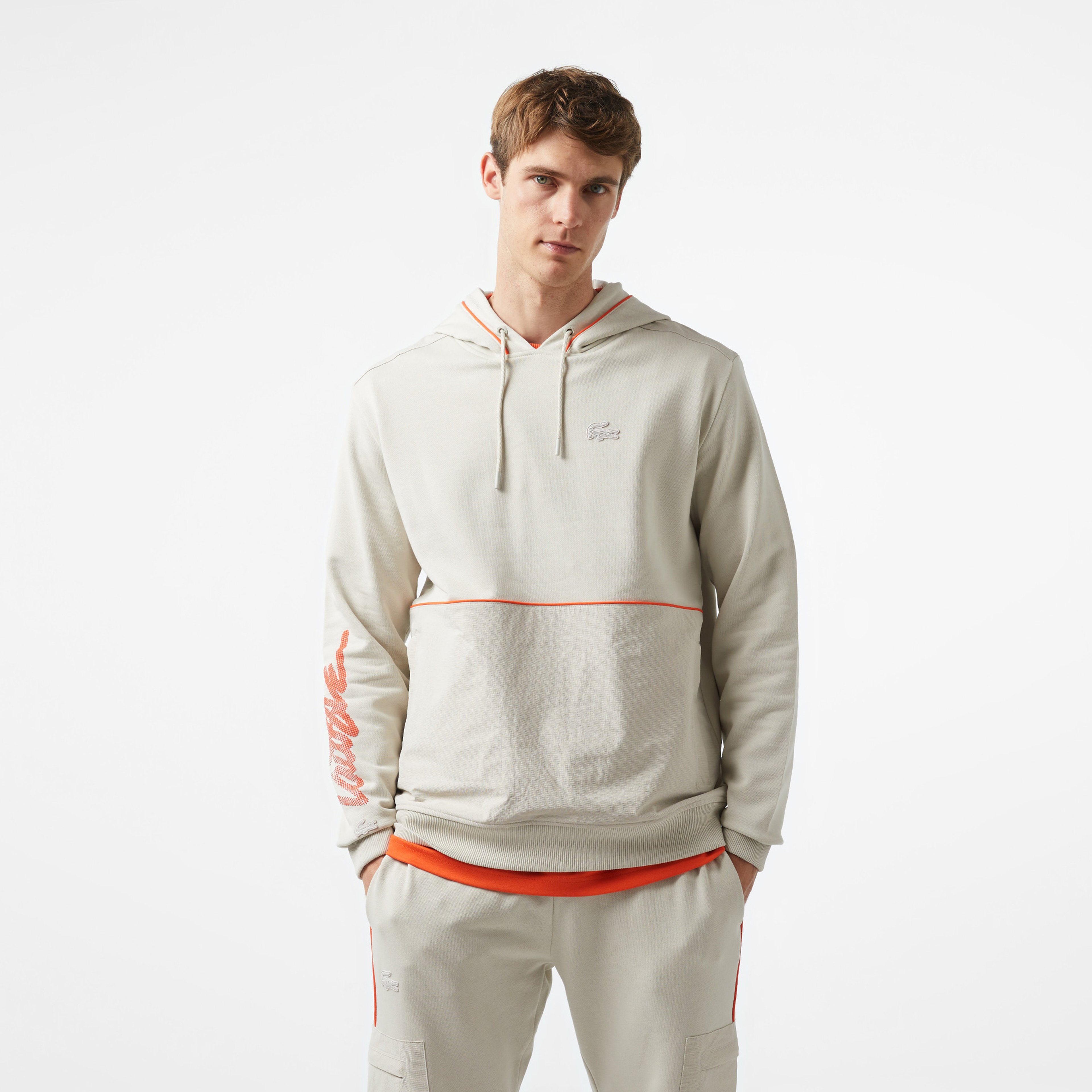 Lacoste House of SuperStep x Lacoste
Erkek Gri Eşofman Üstü