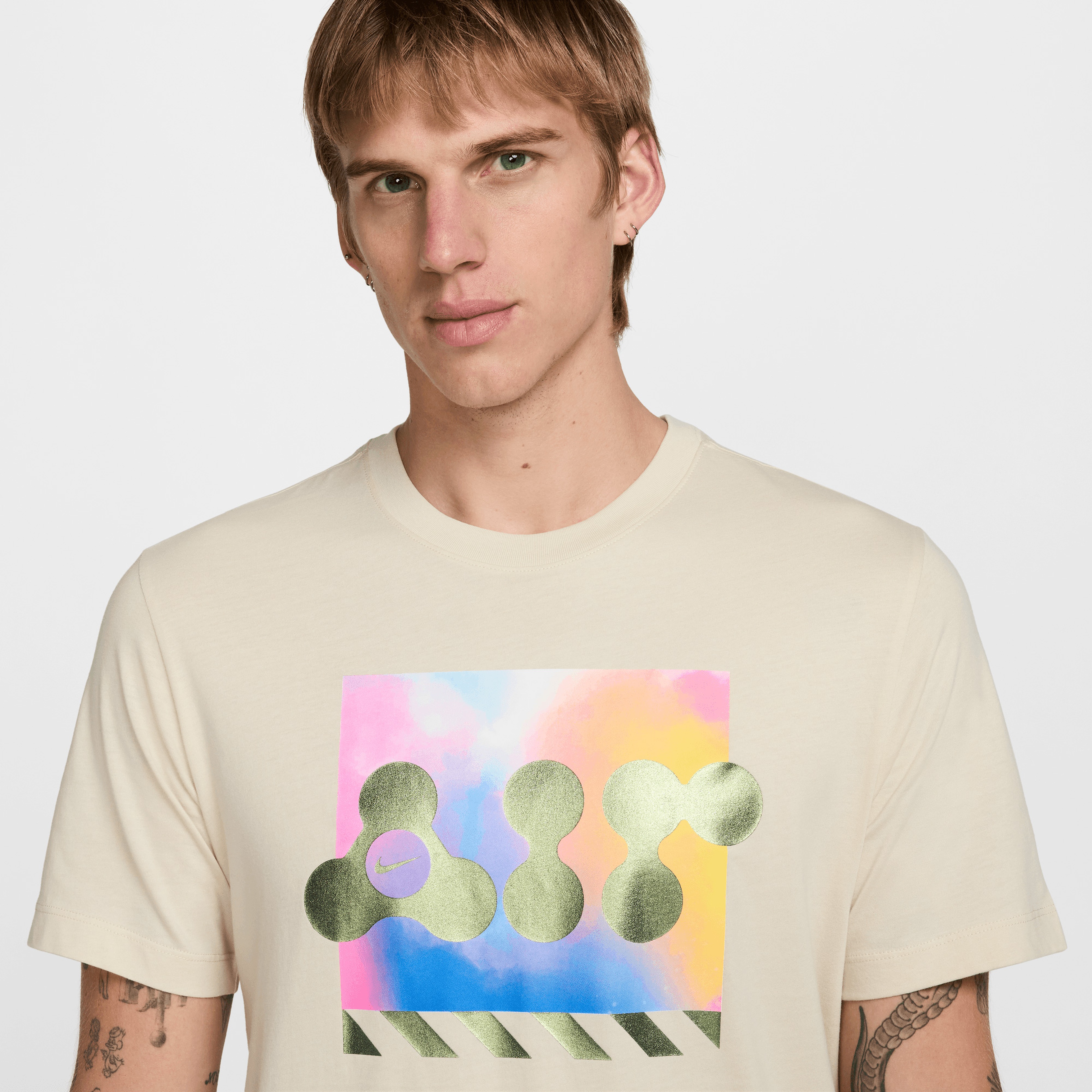 Nike Sportswear Cosmic Erkek Krem T-Shirt