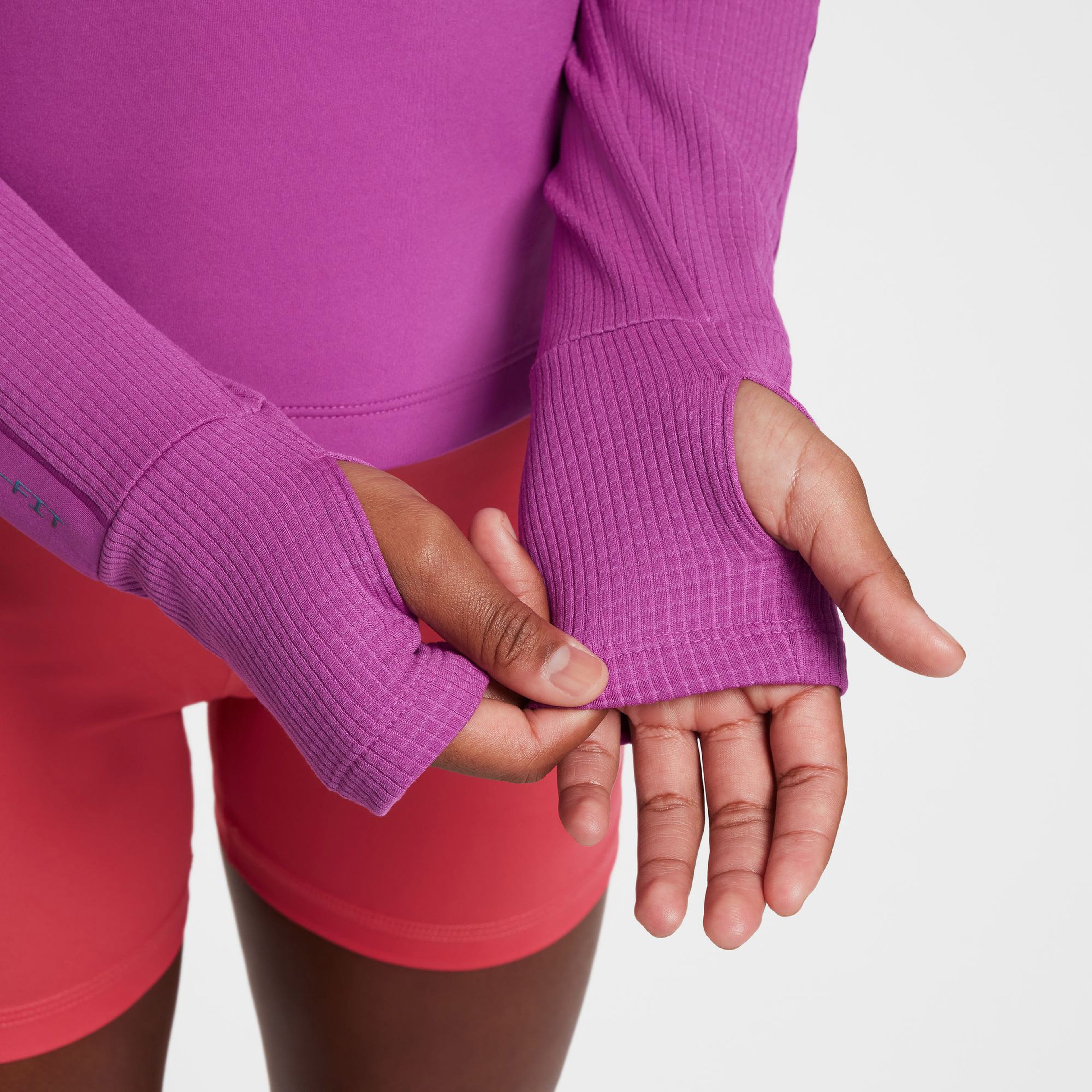 Nike Pro Therma Fit Half Zipped Çocuk Mor Antrenman Üstü