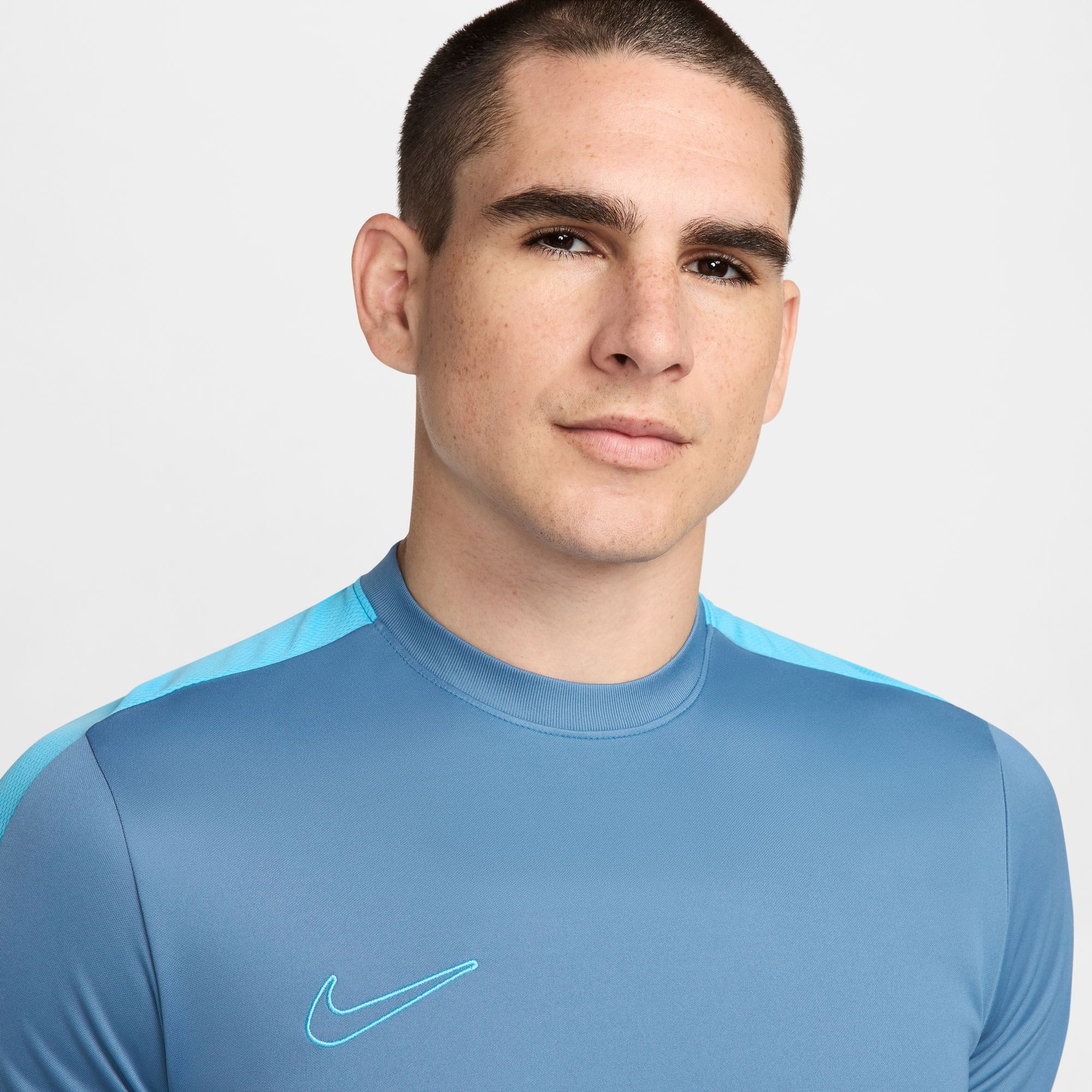 Nike Dri-Fit Academy 23 Erkek Mavi Antrenman T-Shirt