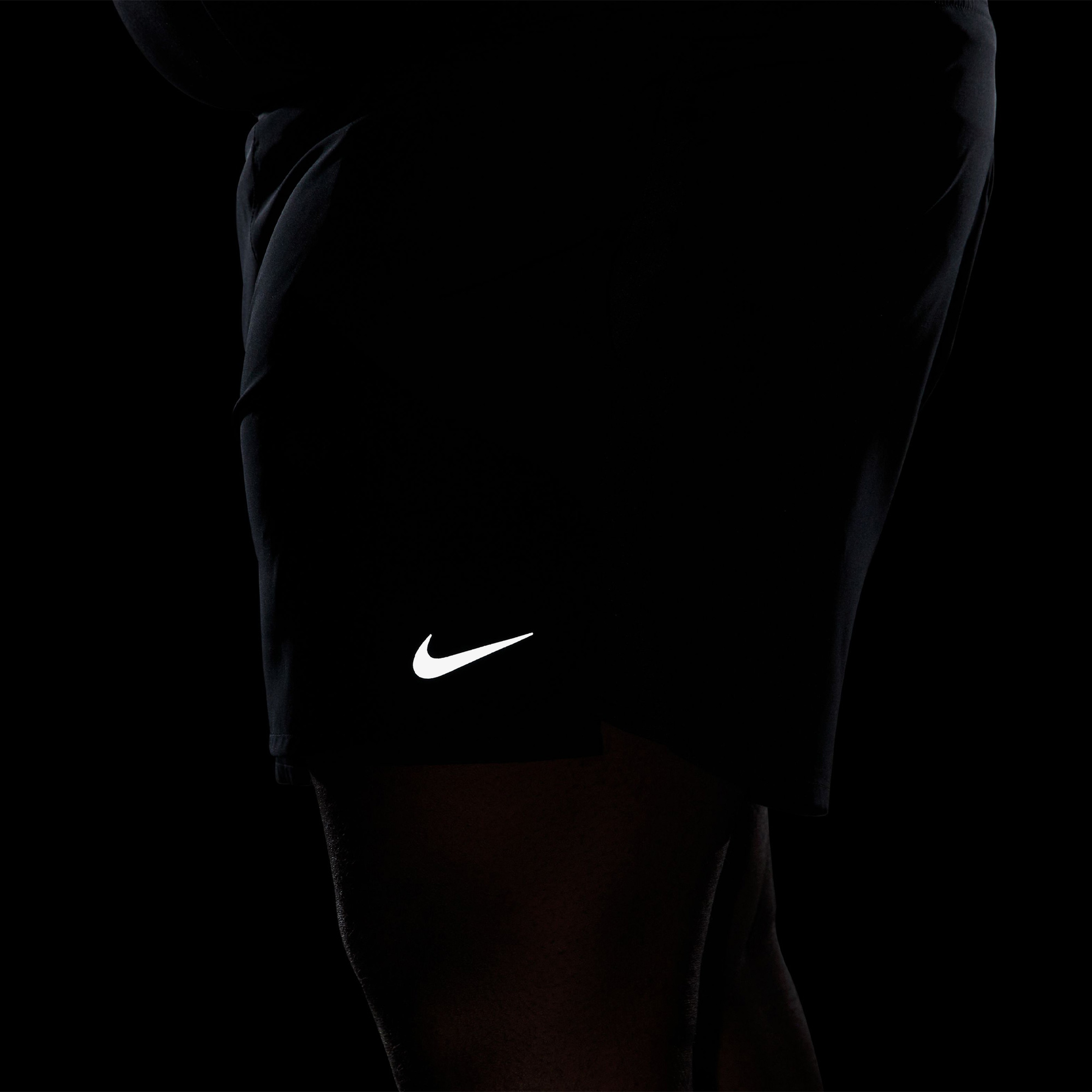 Nike Erkek Siyah Şort