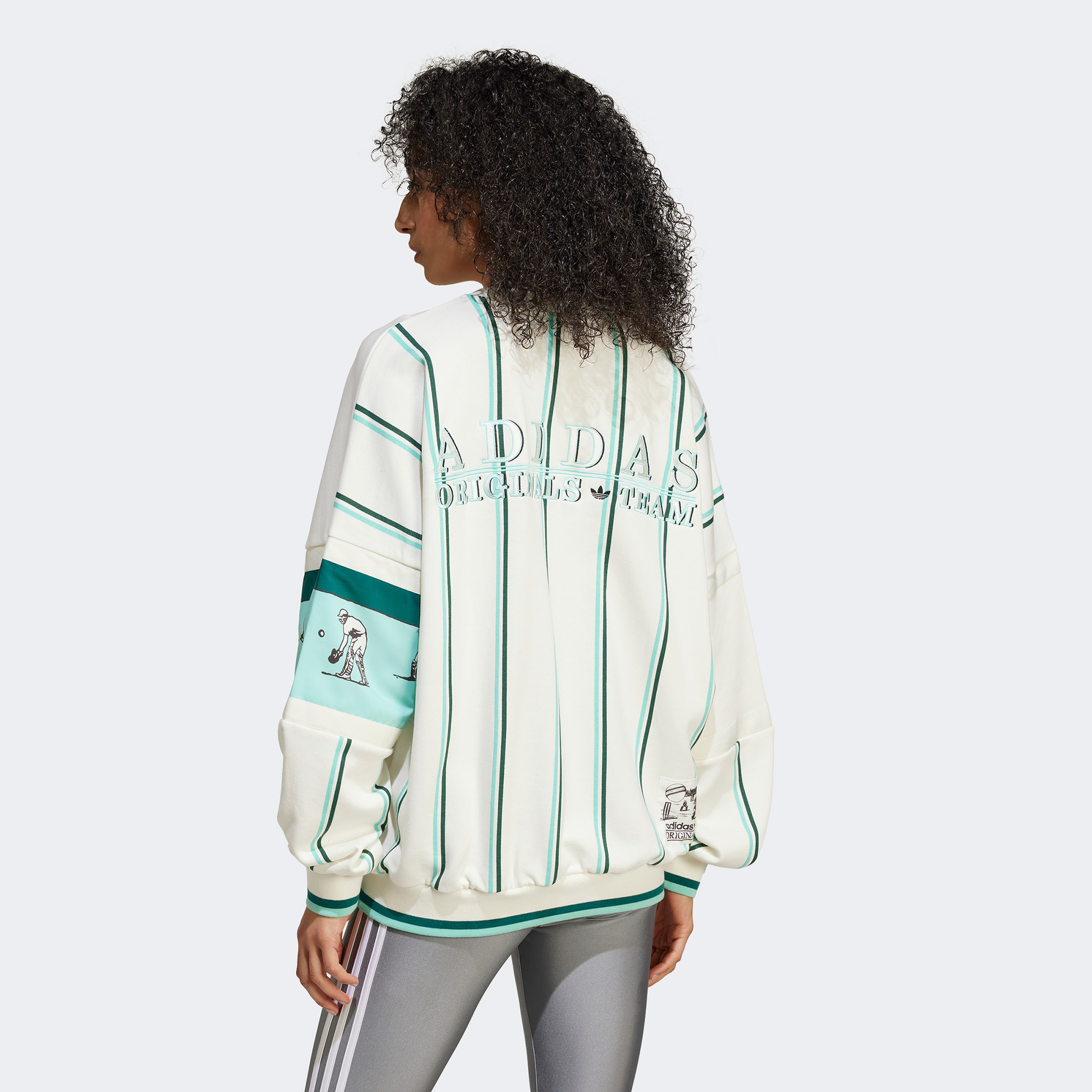 adidas Originals Retro Sports Cricket Inspired Kadın Beyaz Sweatshirt