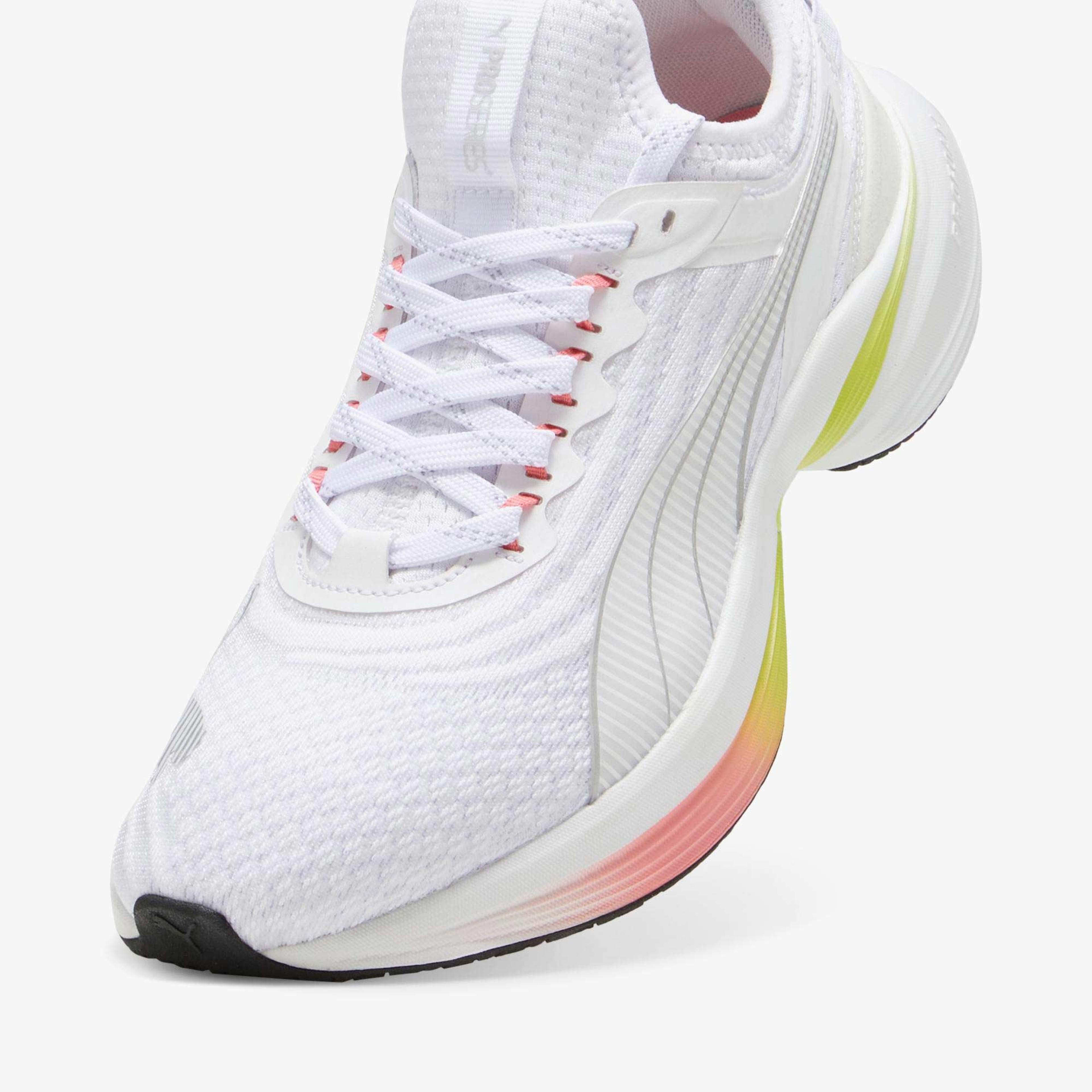 Puma Conduct Pro Kadın Beyaz Koşu Ayakkabısı