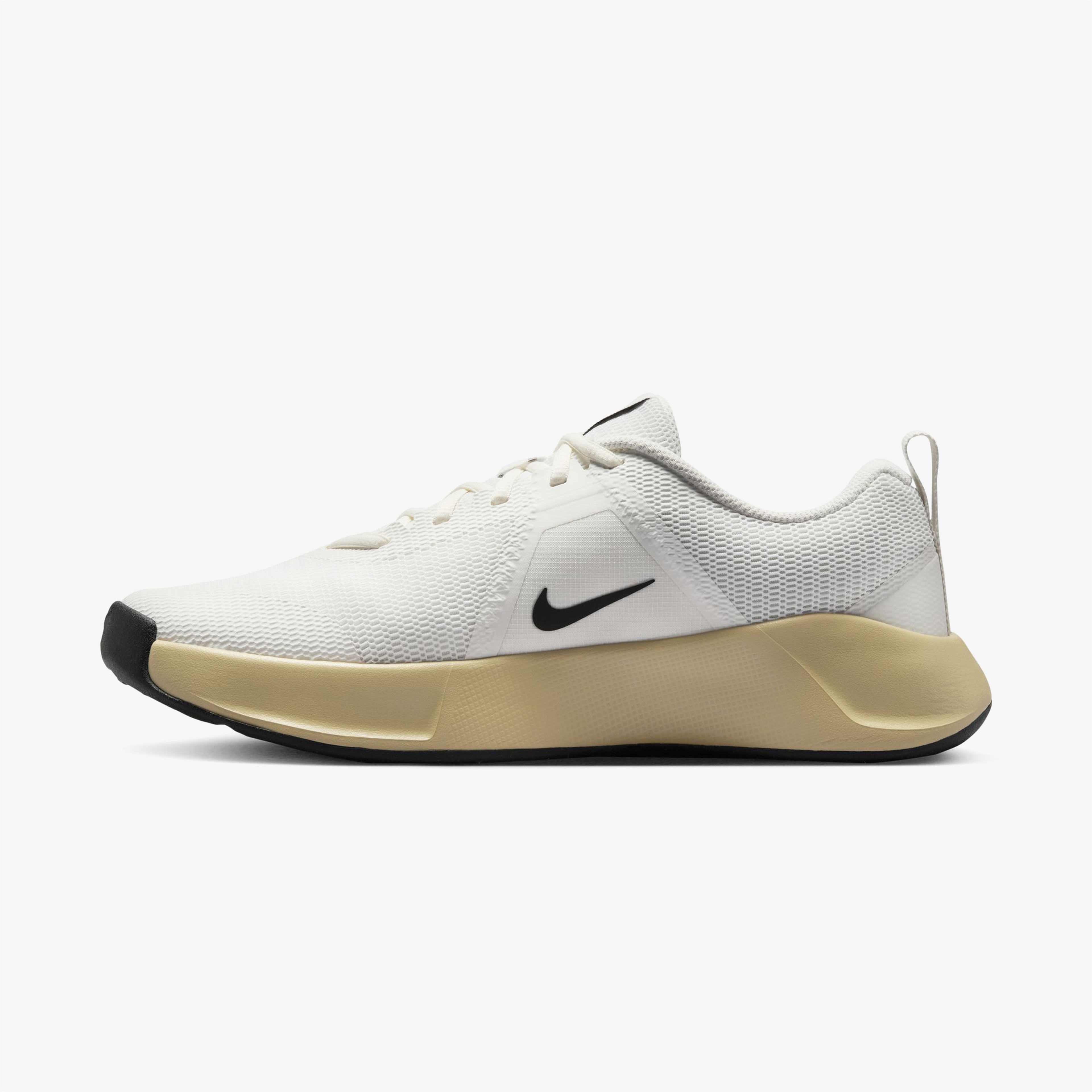 Nike Mc Trainer 3 Erkek Beyaz Antrenman Ayakkabısı