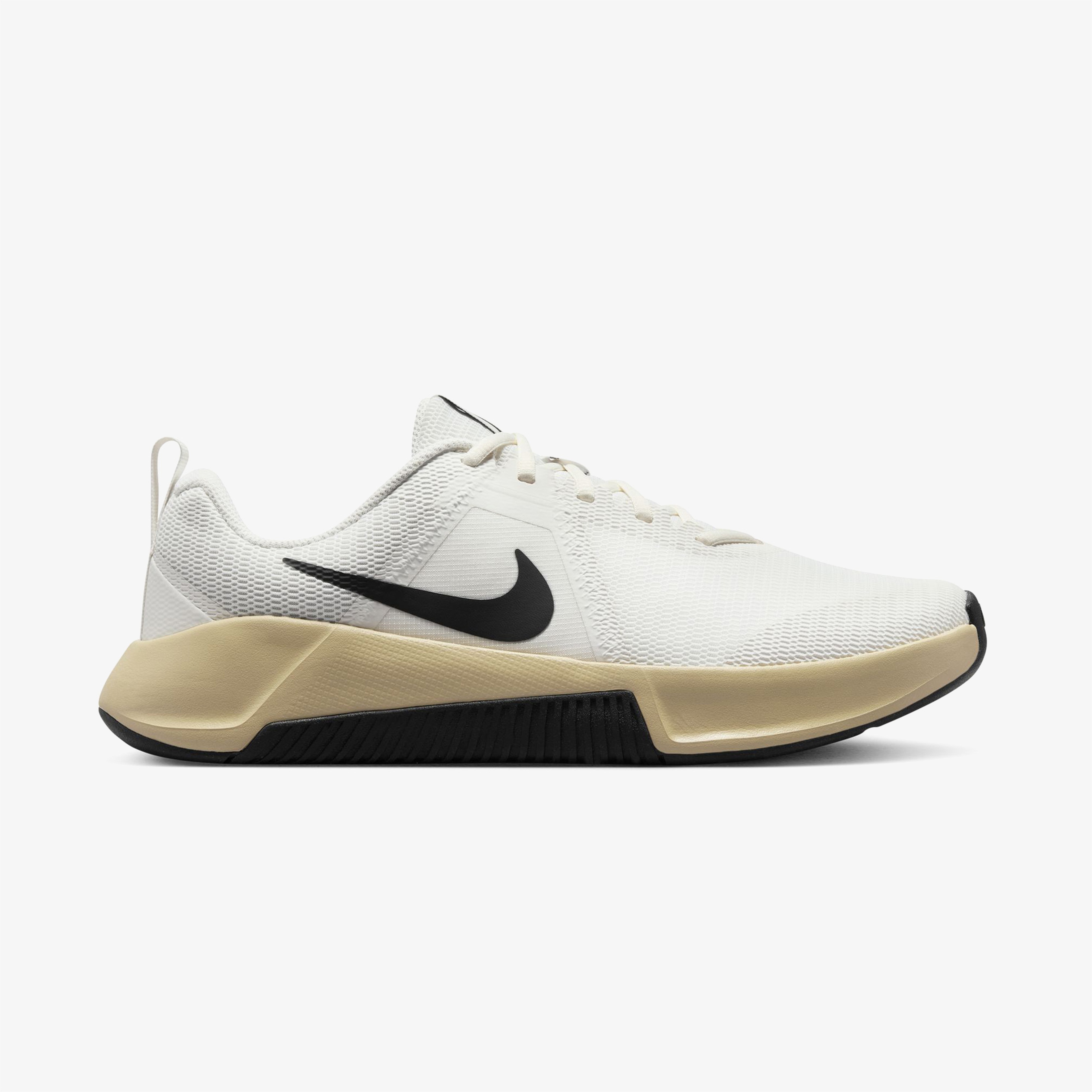 Nike Mc Trainer 3 Erkek Beyaz Antrenman Ayakkabısı