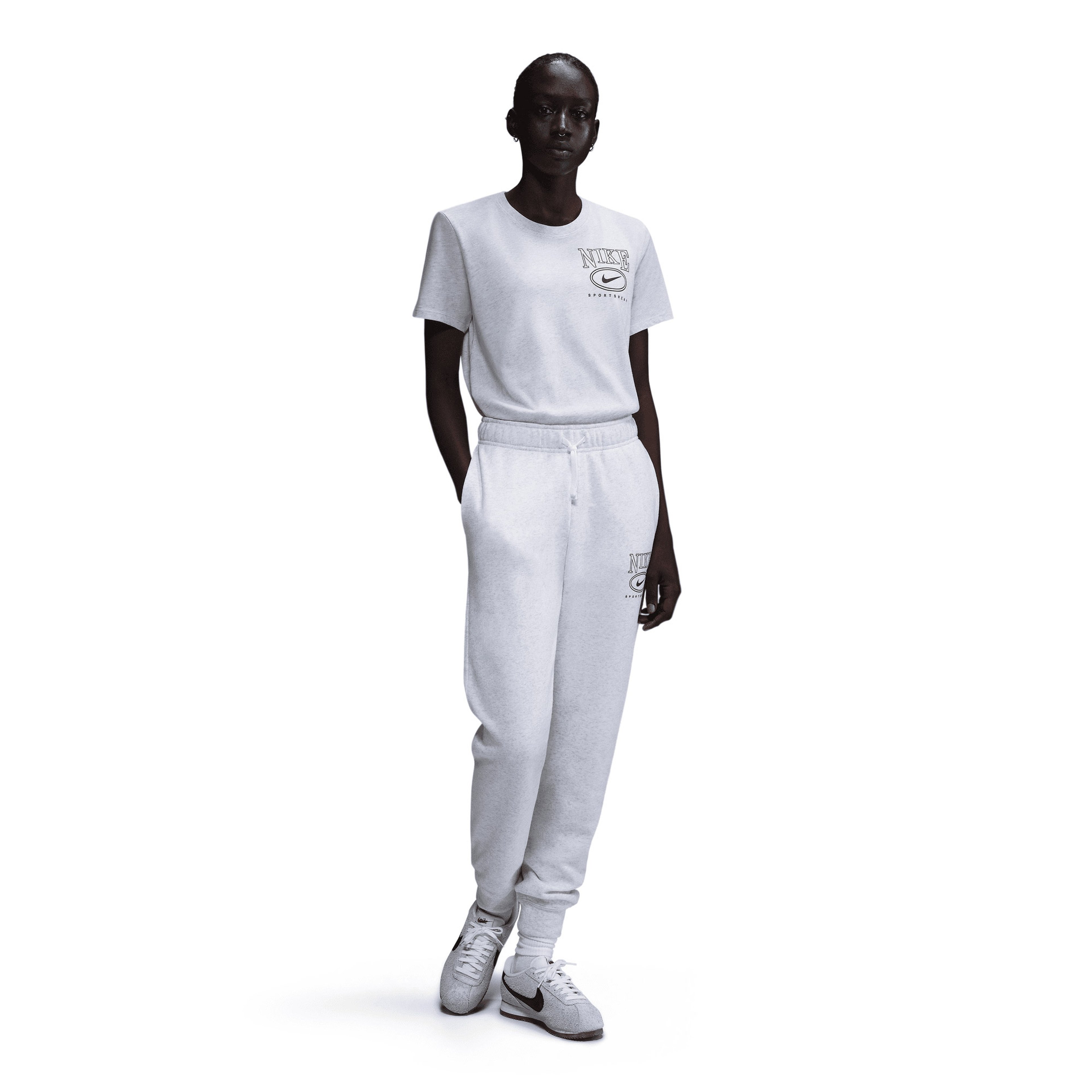 Nike Sportswear Club Kadın Gri T-Shirt