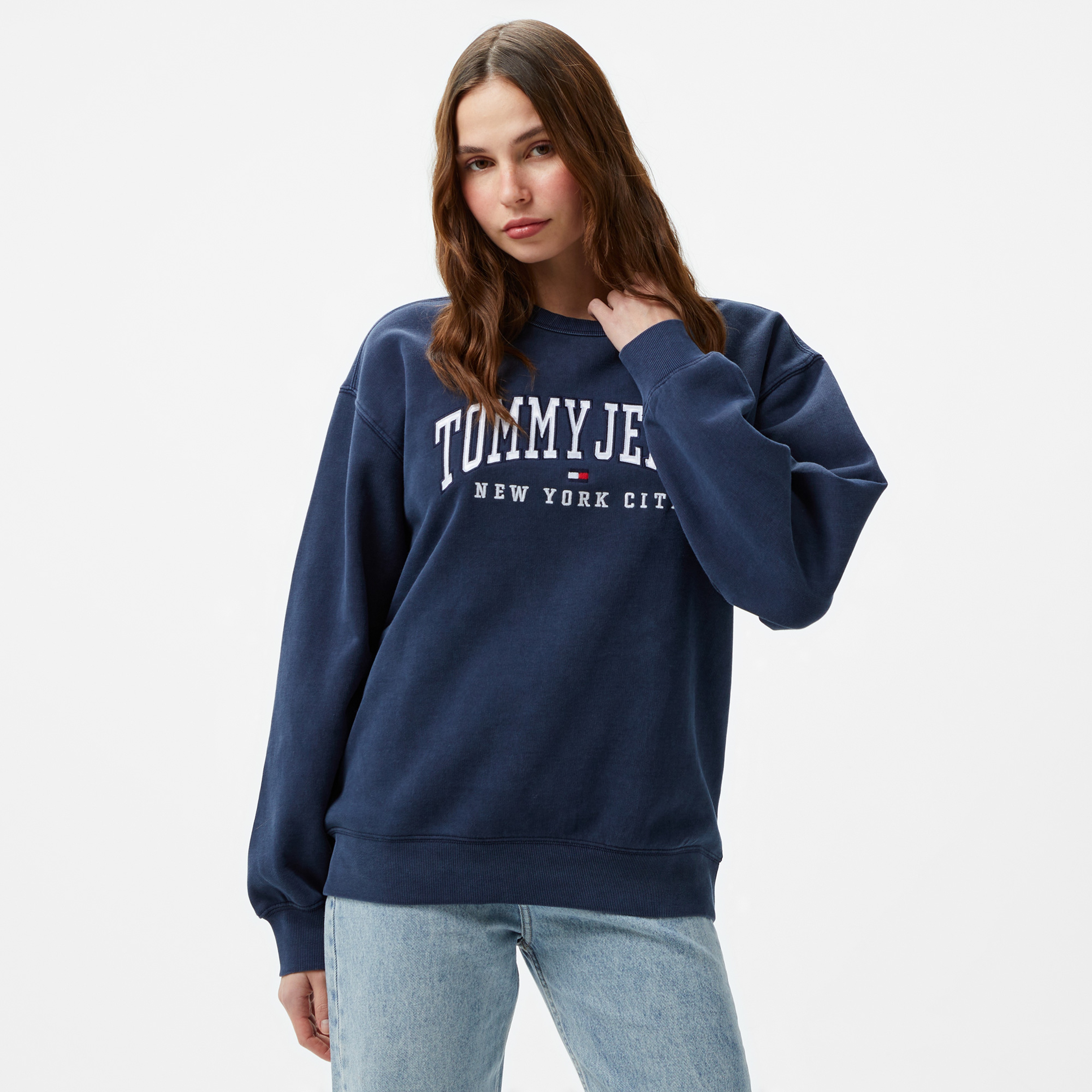 Tommy Jeans Kadın Mavi Sweatshirt