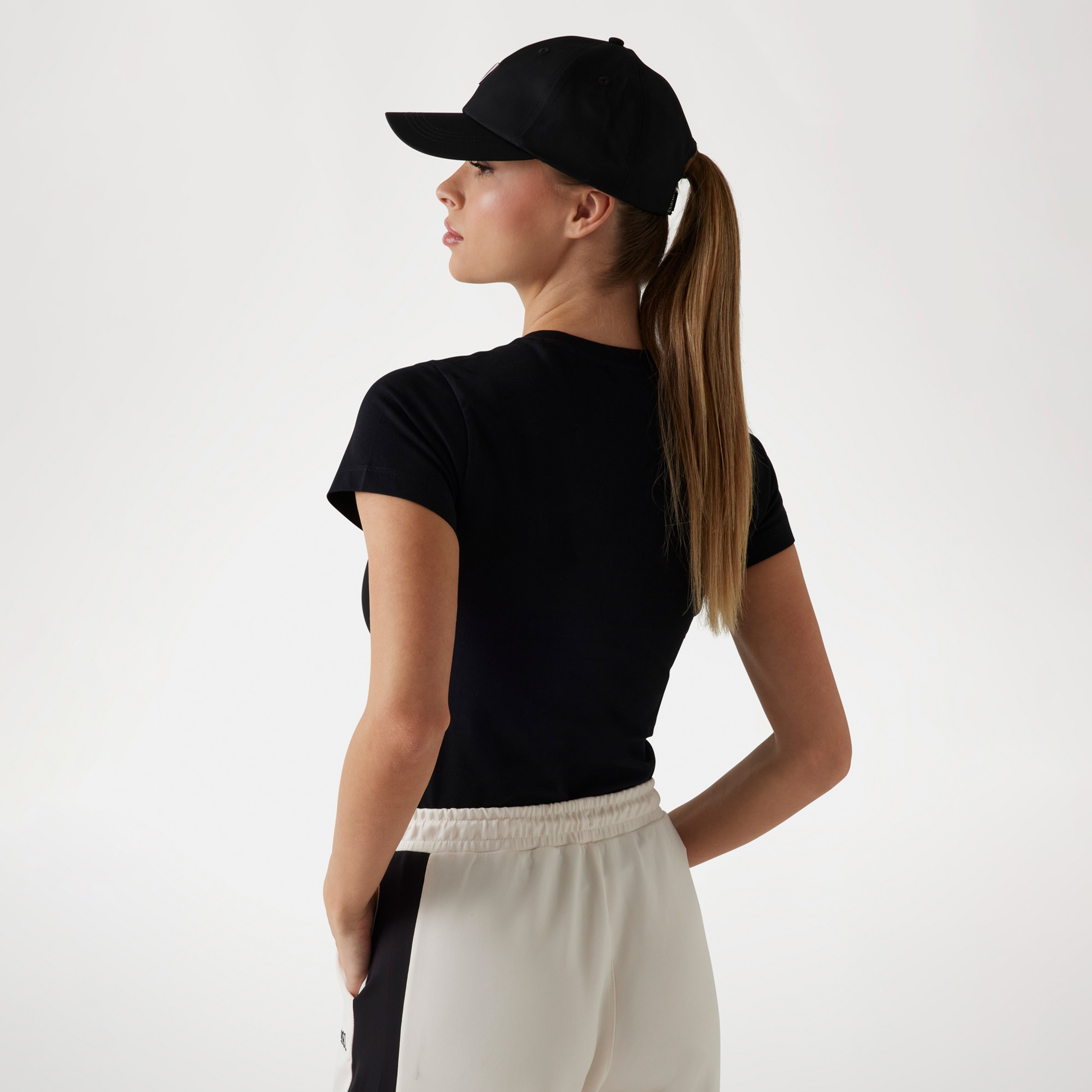 Guess Colette Org Heavy 240 Kadın Siyah T-Shirt