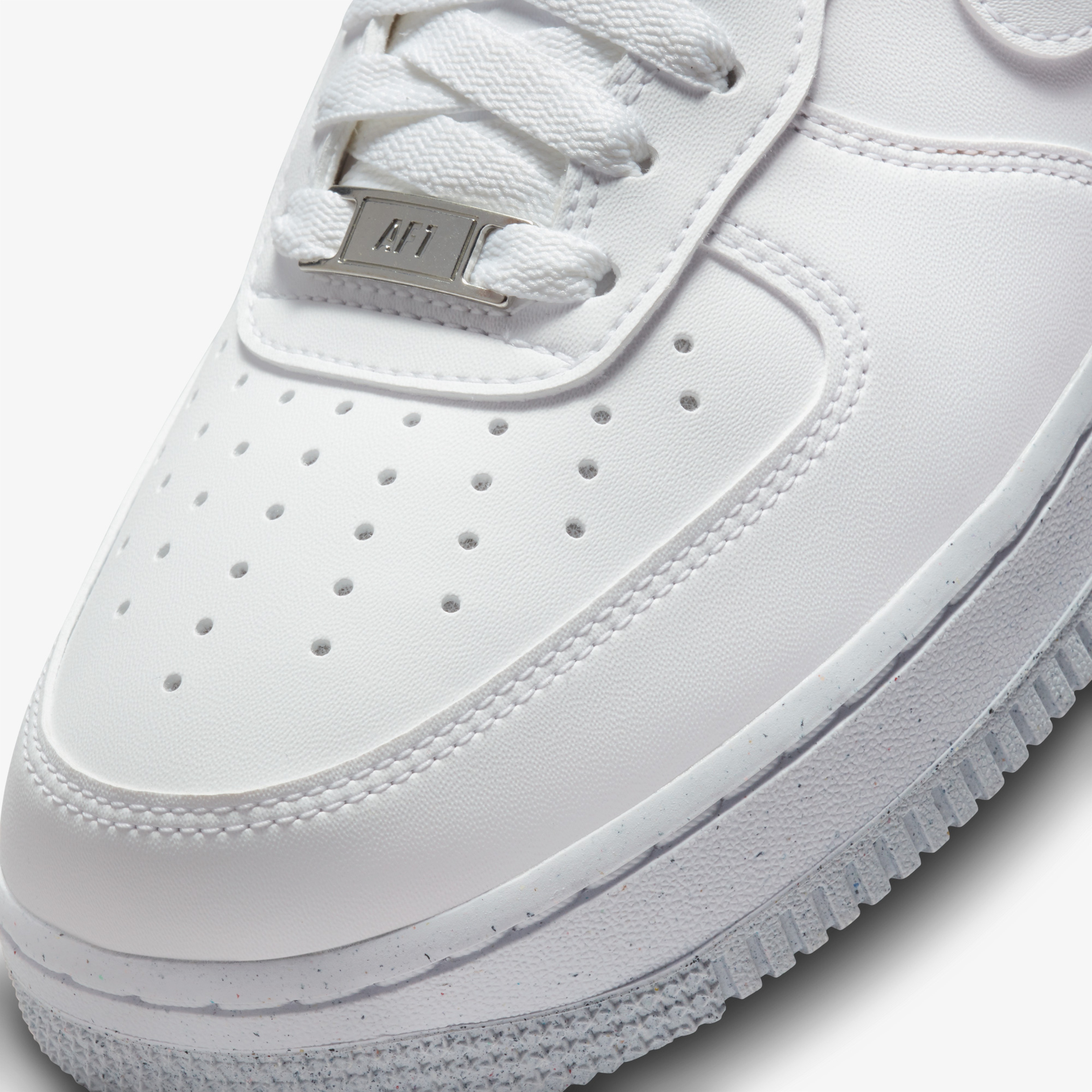 Nike Air Force 1 07 Next Nature Kadın Beyaz Sneaker