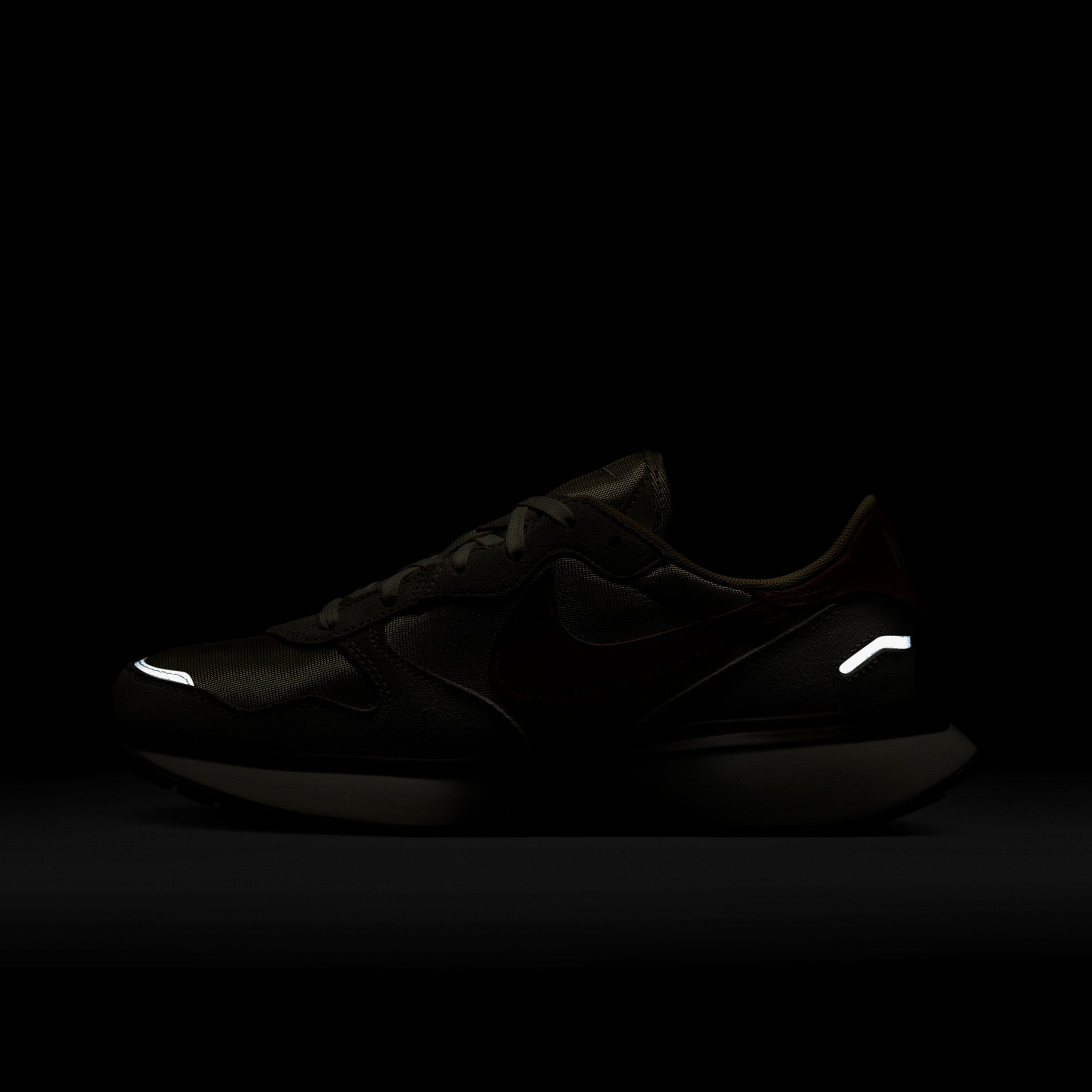 Nike Phoenix Waffle Kadın Sarı Sneaker