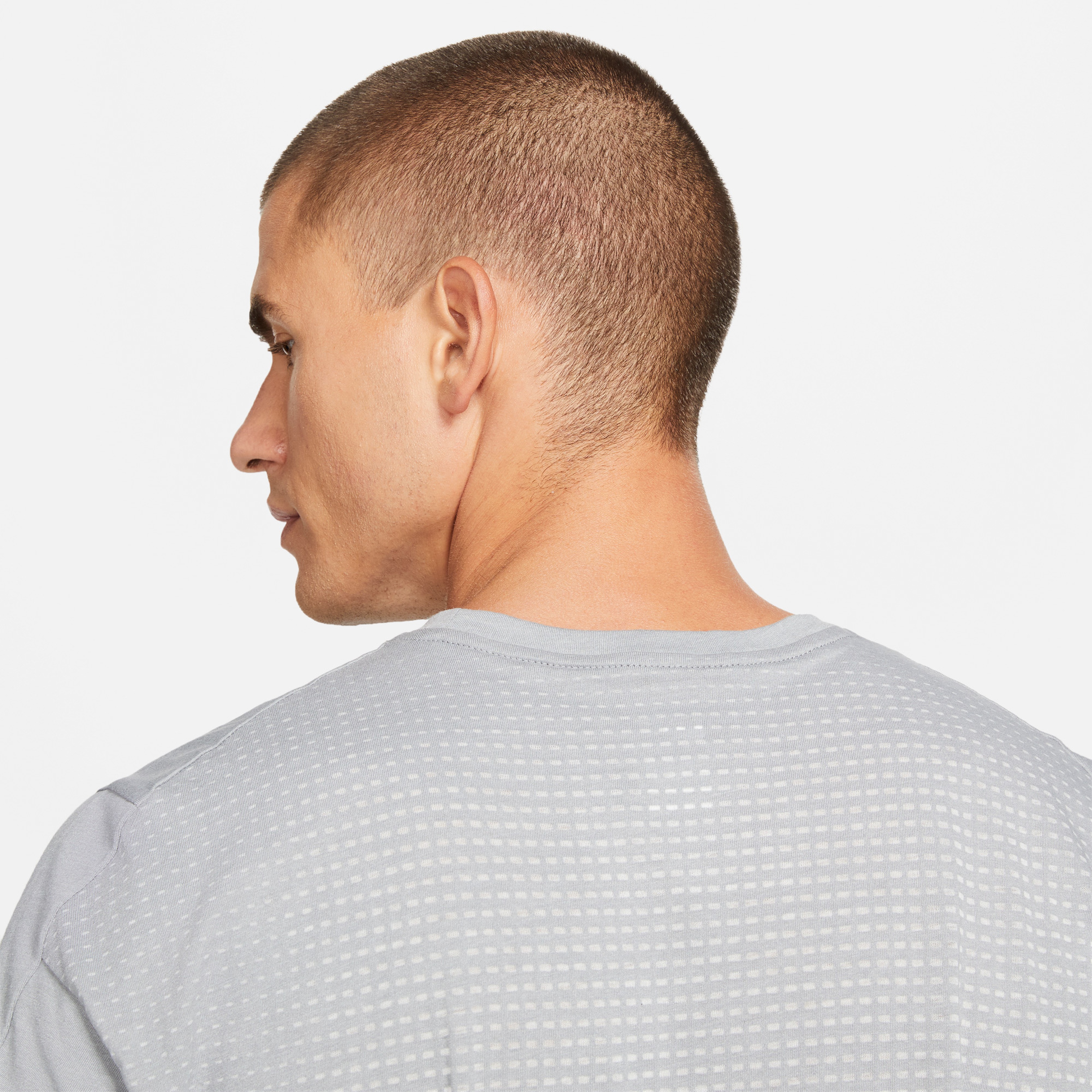 Nike Erkek Gri T-Shirt