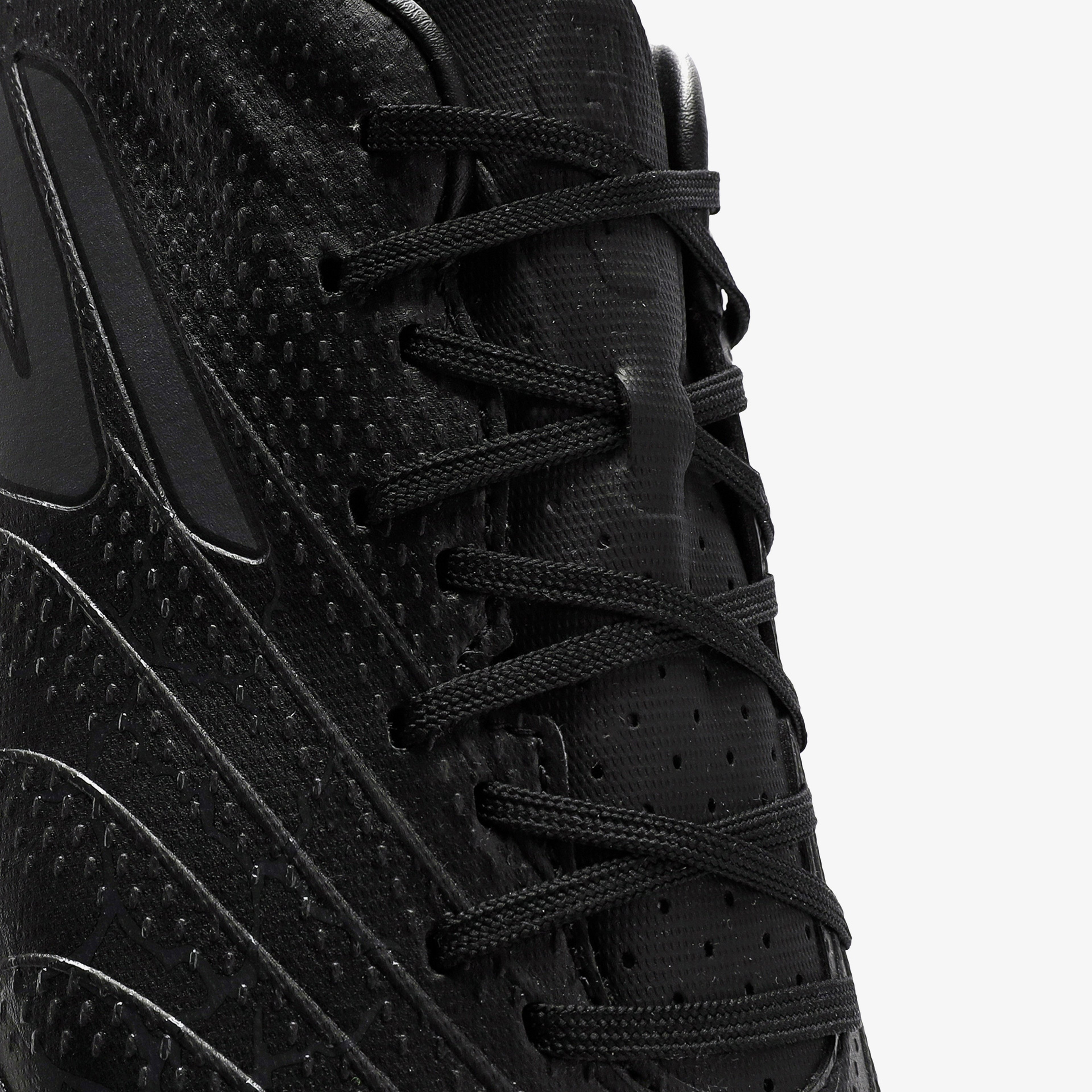 Skechers Erkek Siyah Halı Saha Kramponu