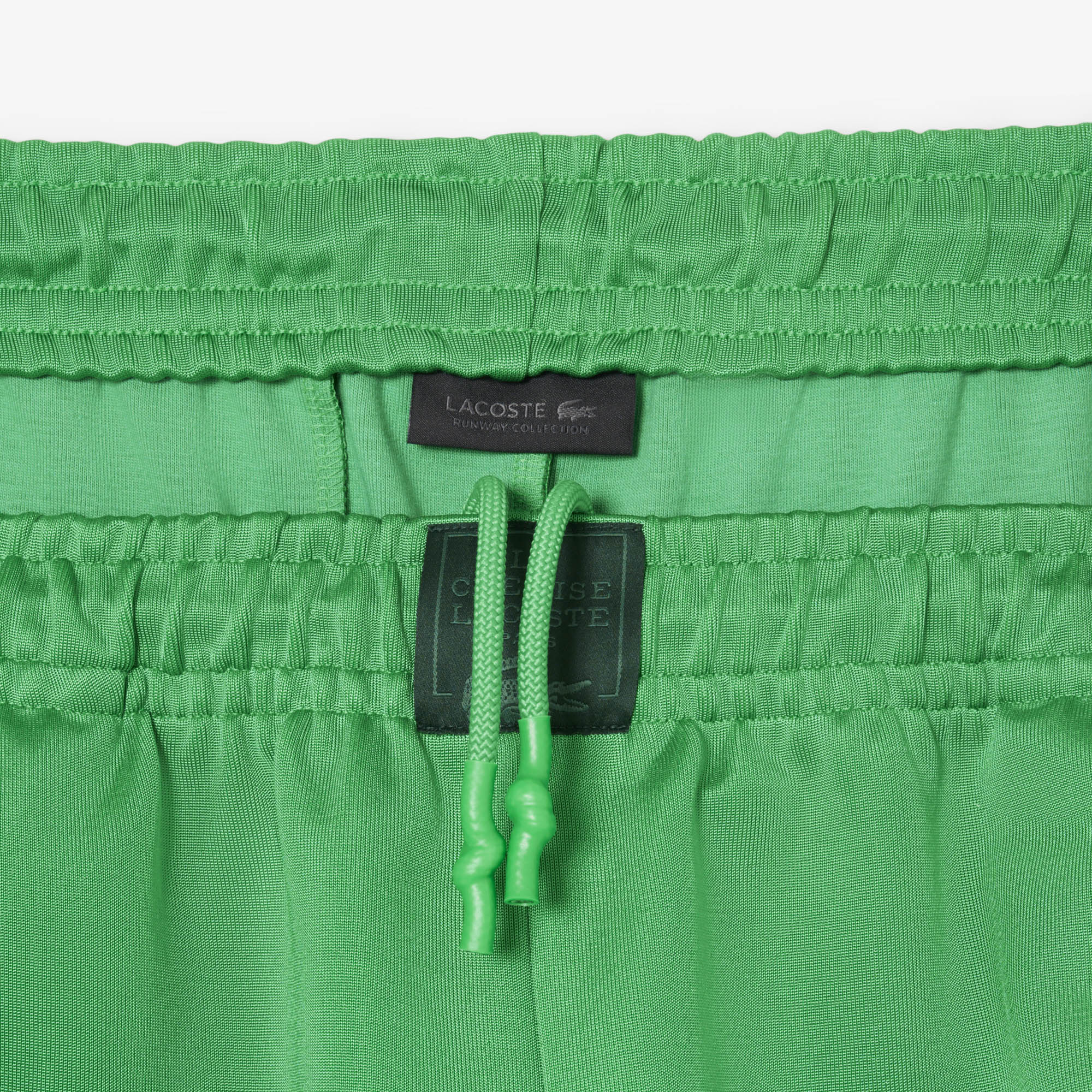 SS25 RUNWAY Kadın Oversize Fit Saten Yeşil Bermuda Şort