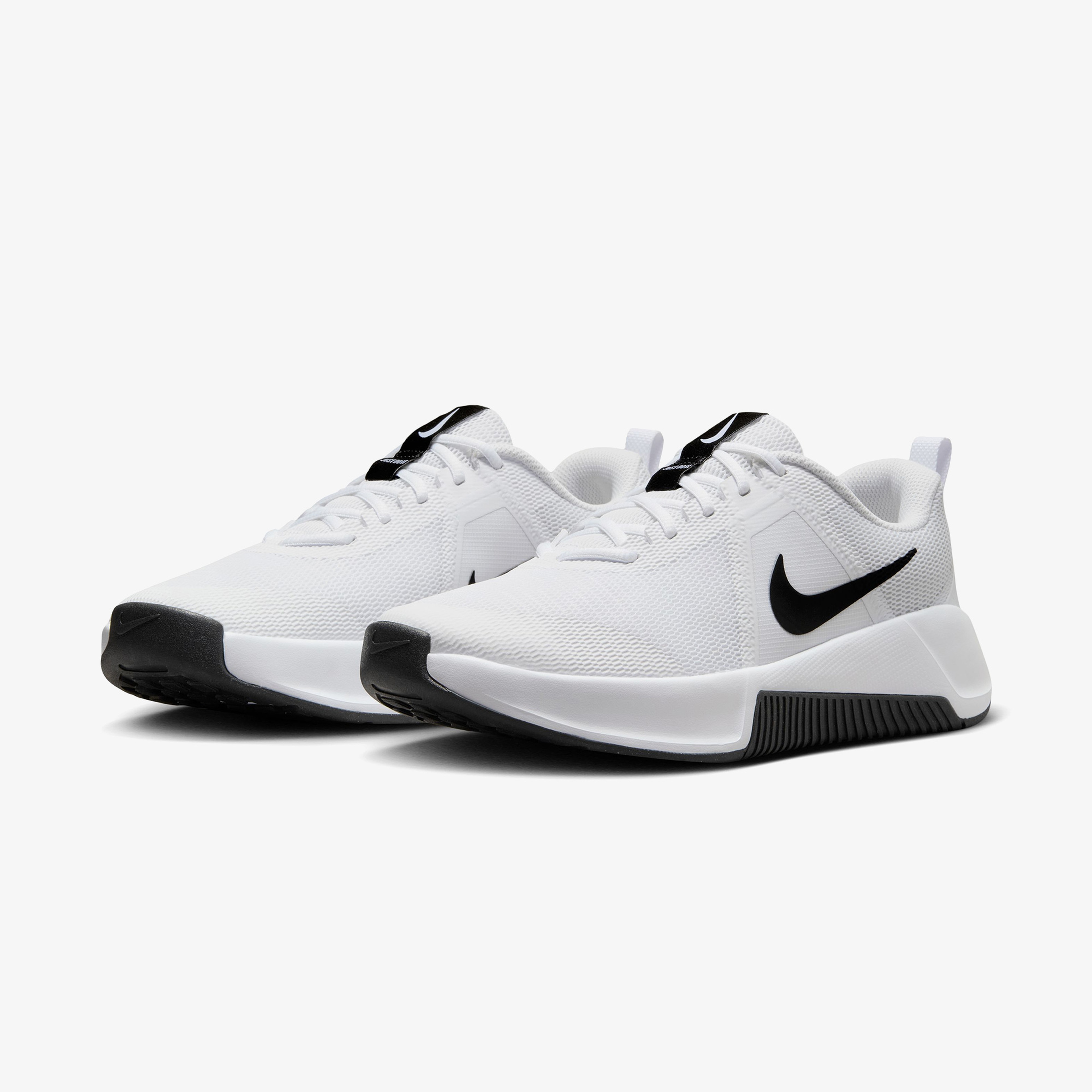 Nike MC Trainer 3 Erkek Beyaz Spor Ayakkabı