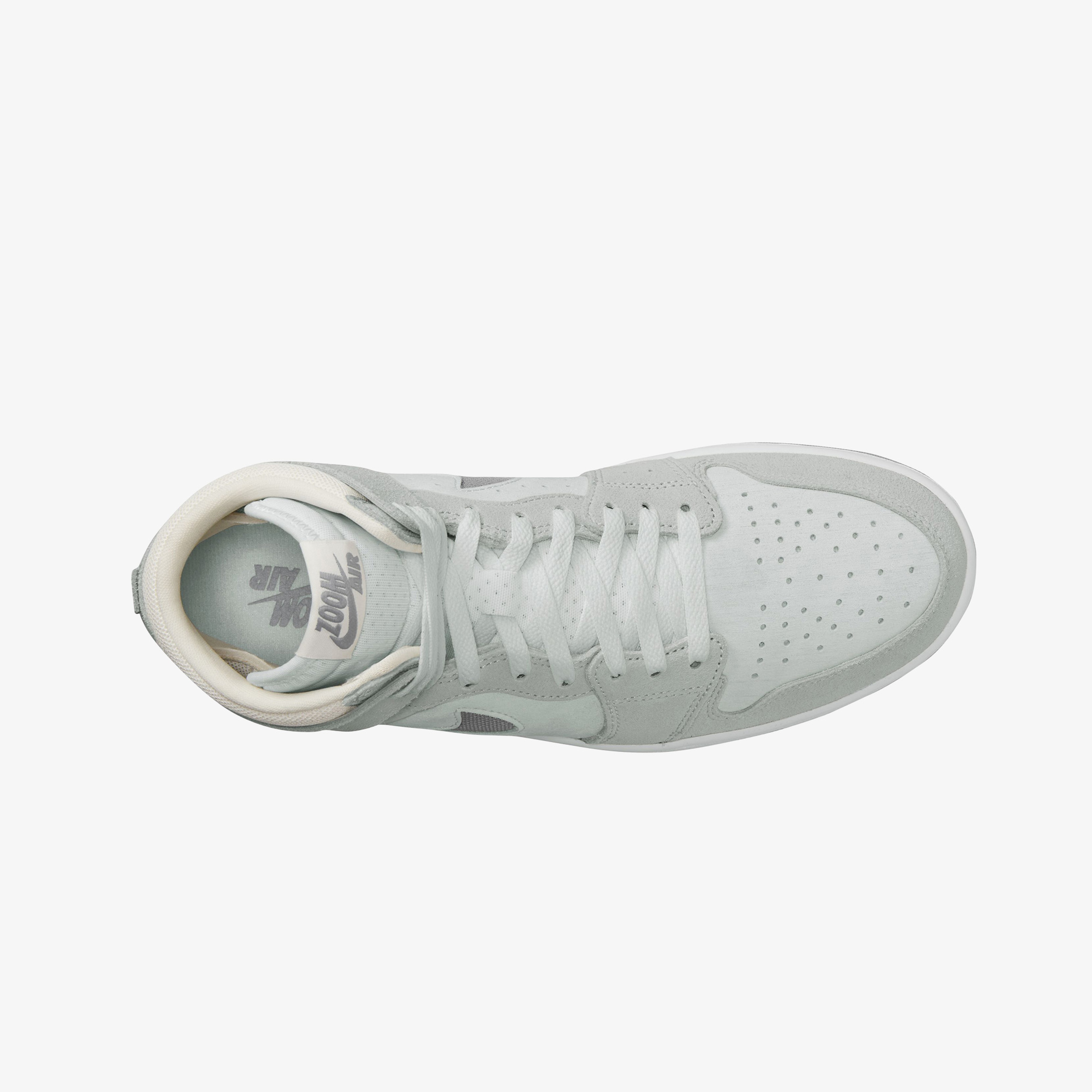 Jordan Air 1 Zoom CMFT 2 Erkek Gri Spor Ayakkabı