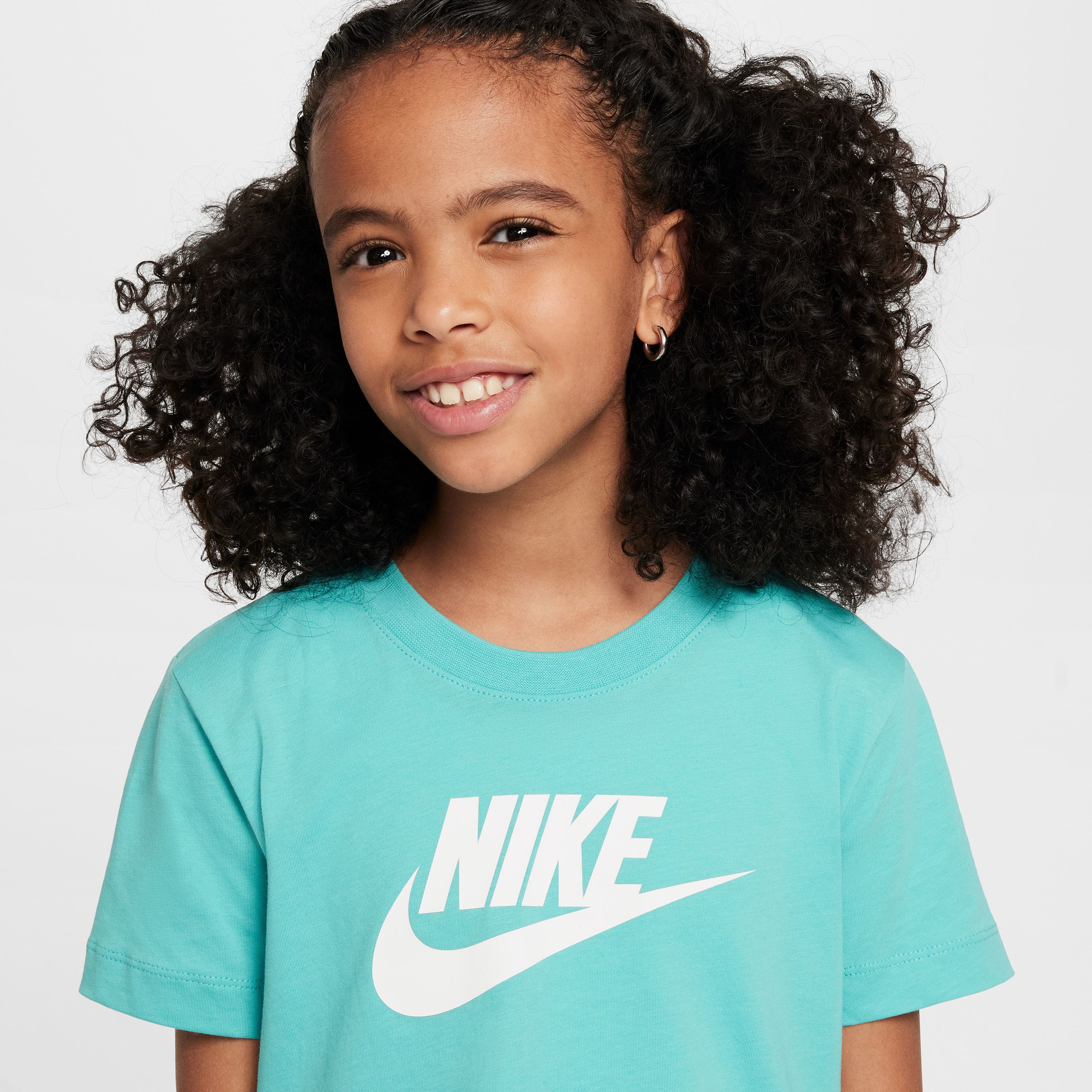 Nike Sportswear Futura Çocuk Yeşil T-Shirt