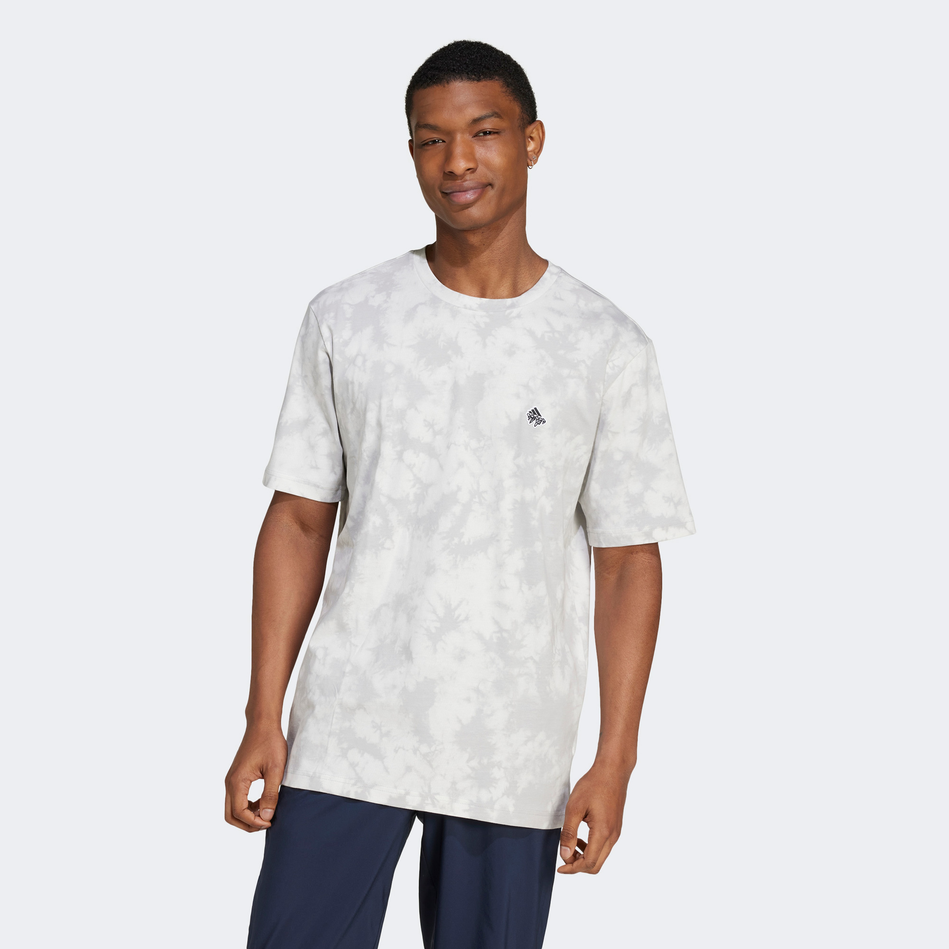 adidas All Day I Dream About Graphic Erkek Beyaz T-Shirt