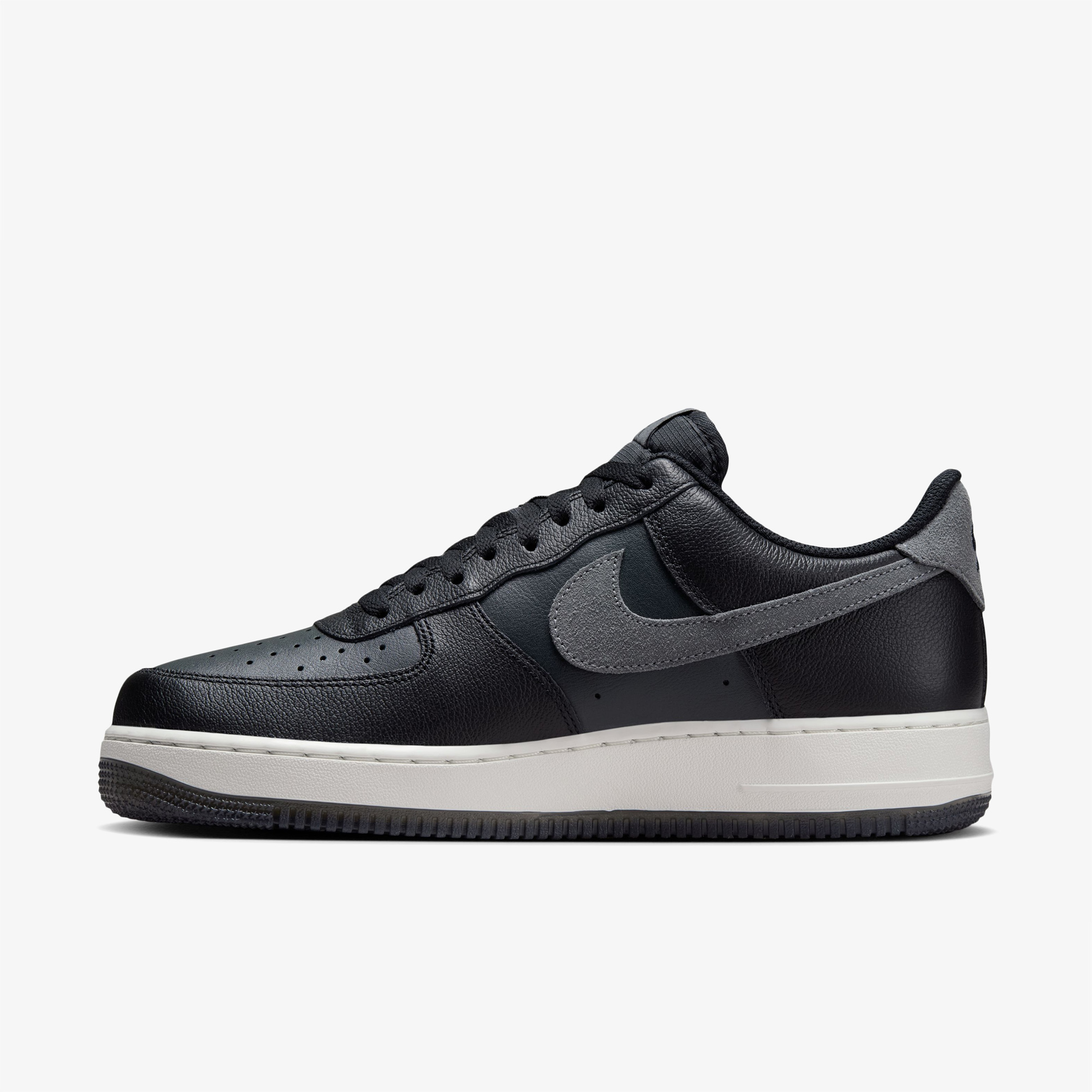 Nike Air Force 1 '07 LV8 Erkek Gri/Siyah Sneaker
