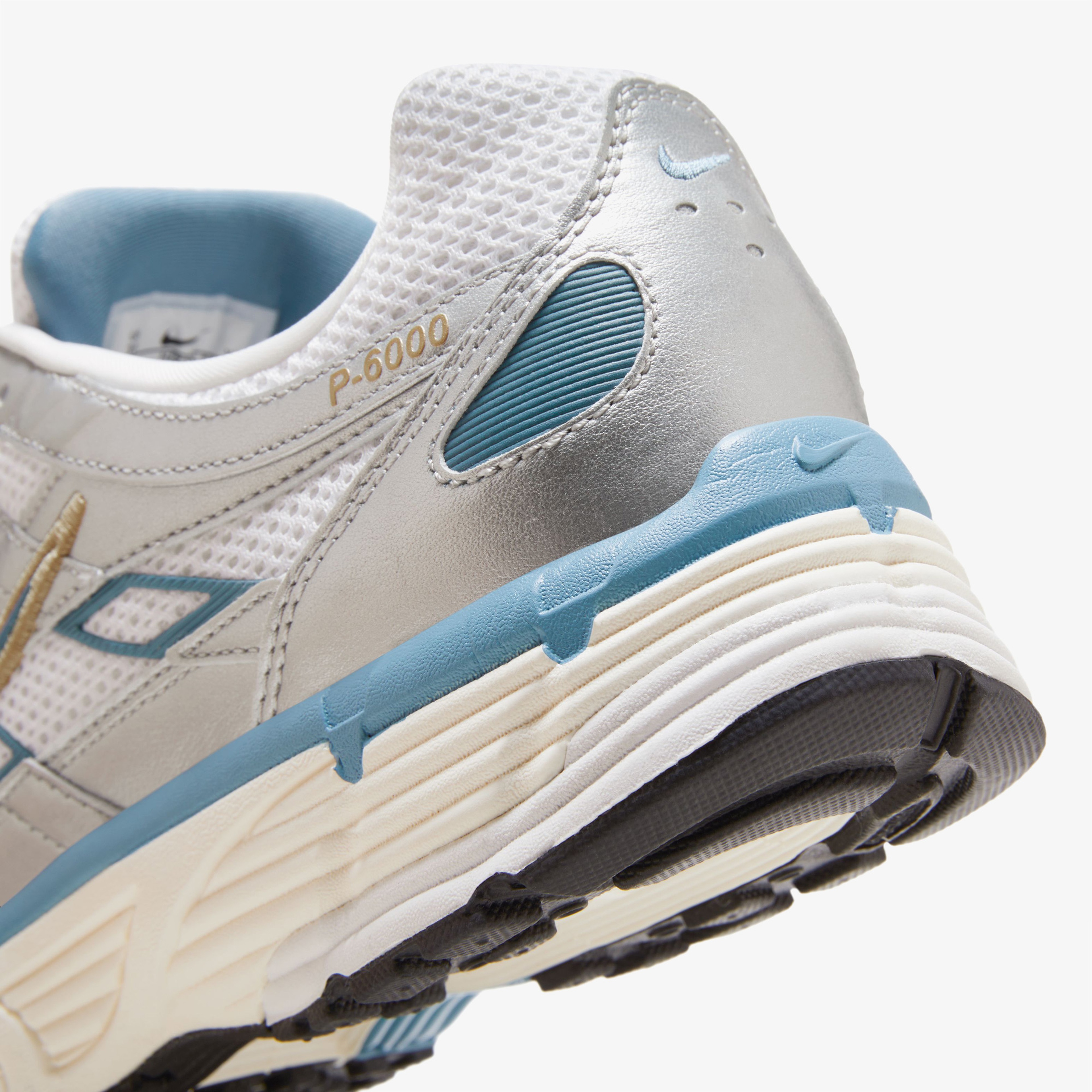 Nike P-6000 Erkek Beyaz Sneaker