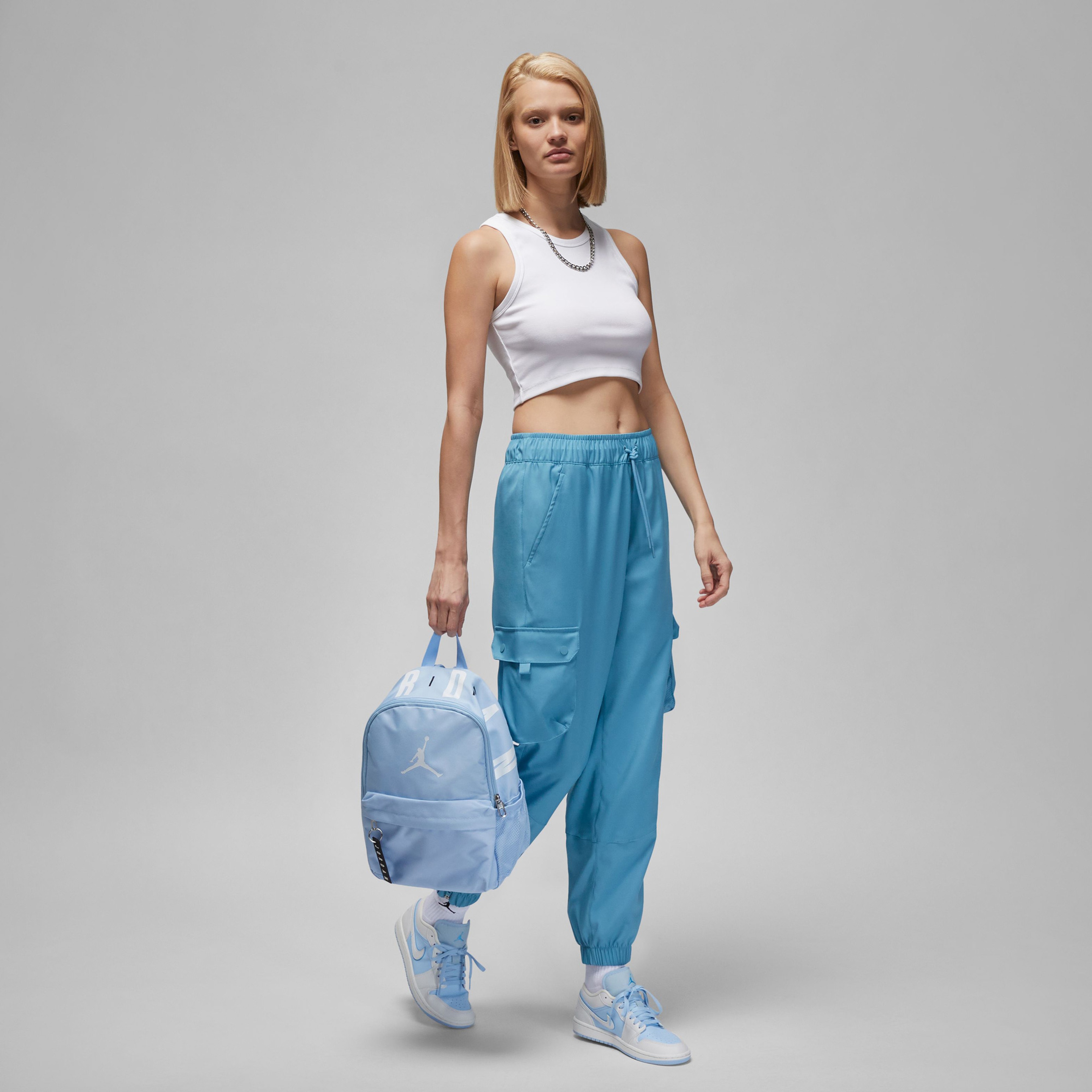 Jordan Tank Core Kadın Beyaz Kolsuz T-Shirt