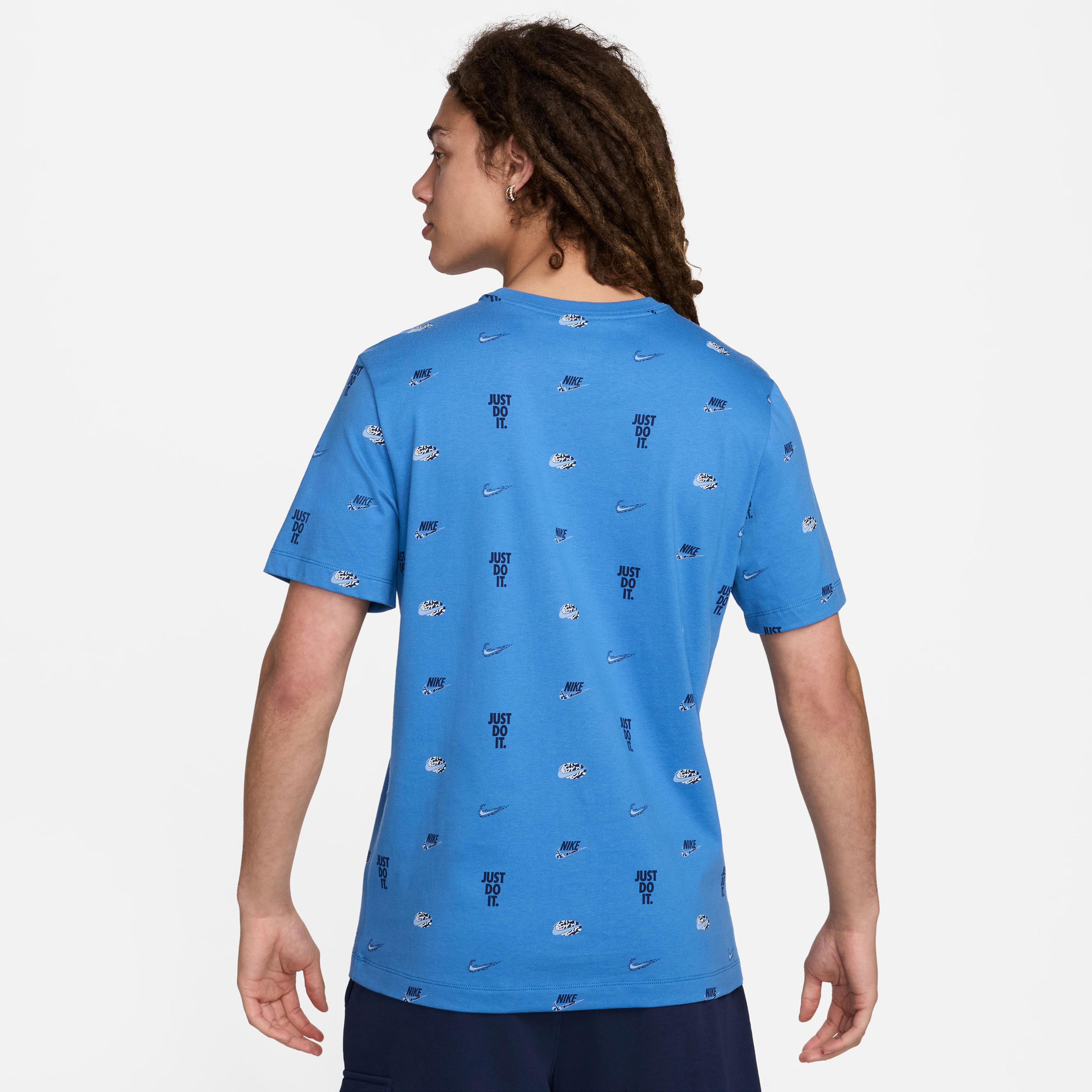 Nike Sportswear All Over Print Erkek Mavi T-Shirt
