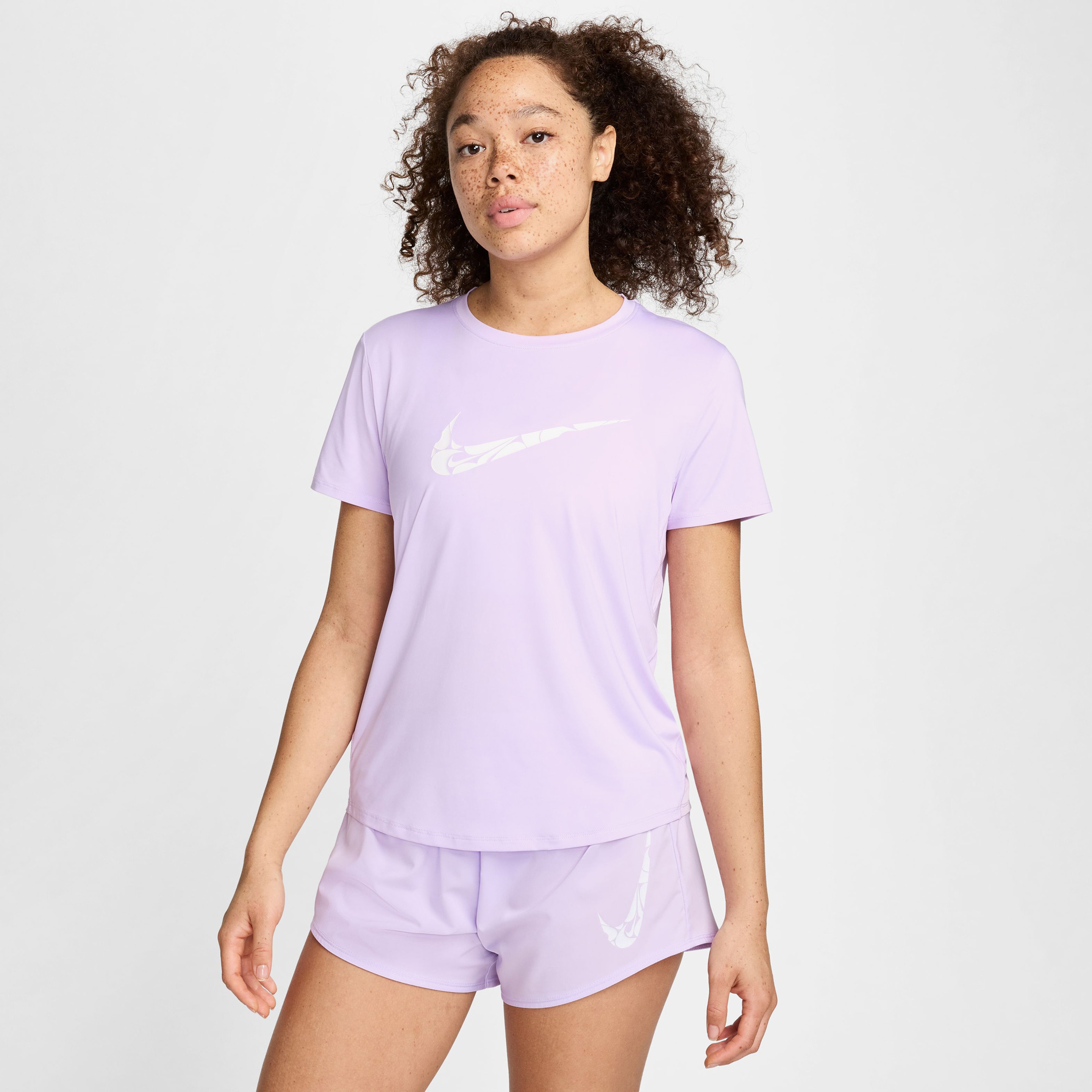 Nike Dri-Fit One Swoosh Kadın Mor T-Shirt