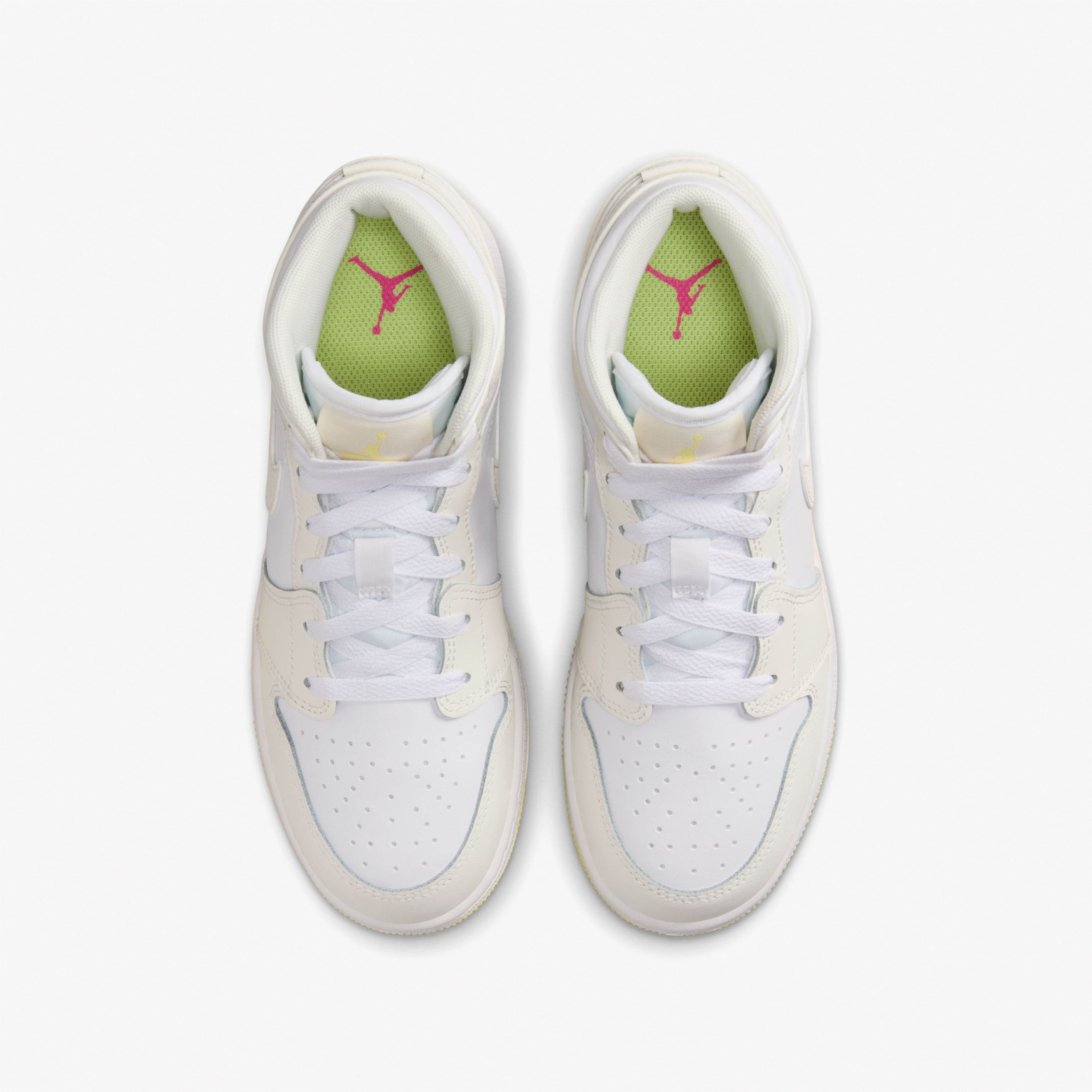 Jordan Air Jordan 1 Mid Kadın Beyaz Sneaker