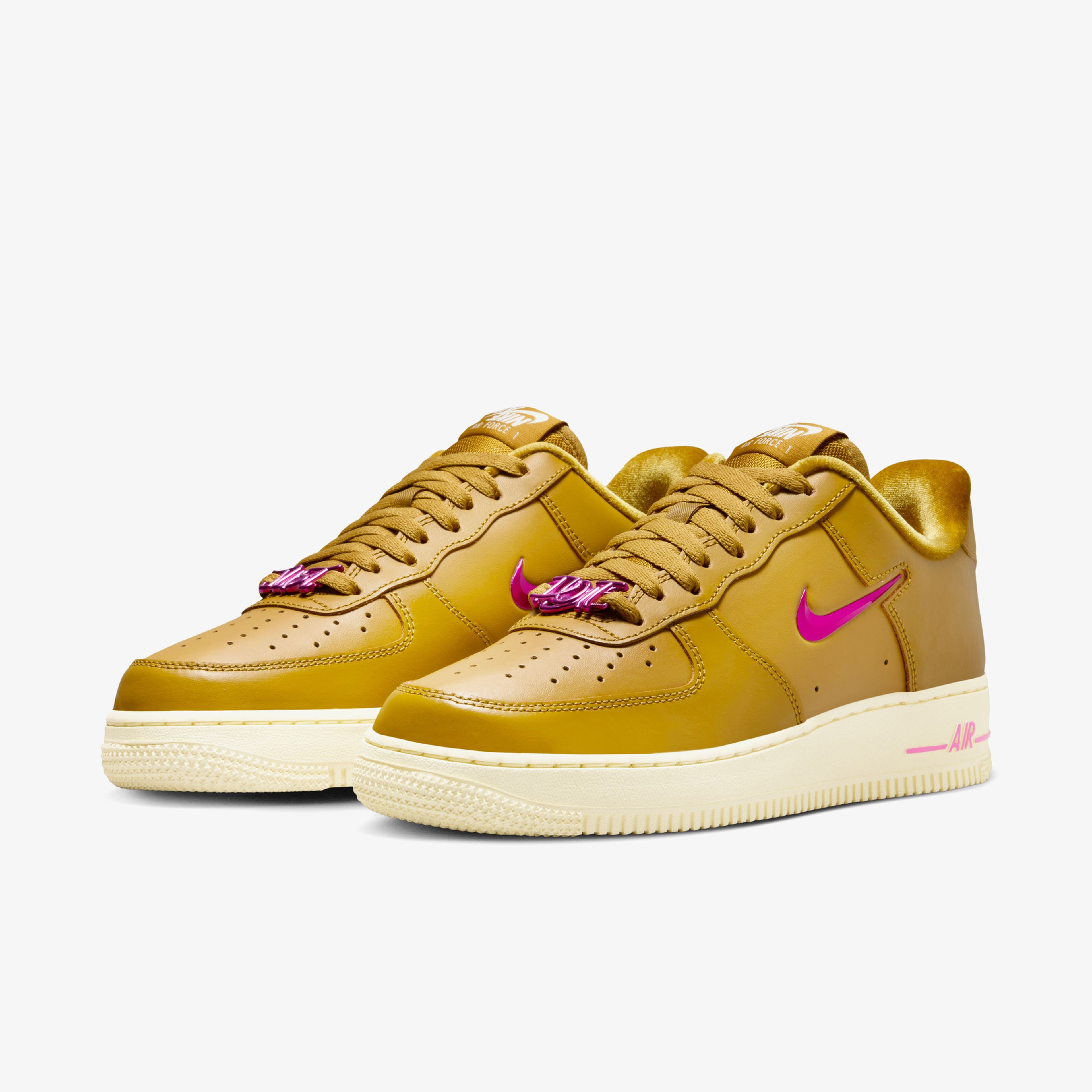Nike Air Force 1 07 Sportswear Kadın Sarı/Altın Spor Ayakkabı
