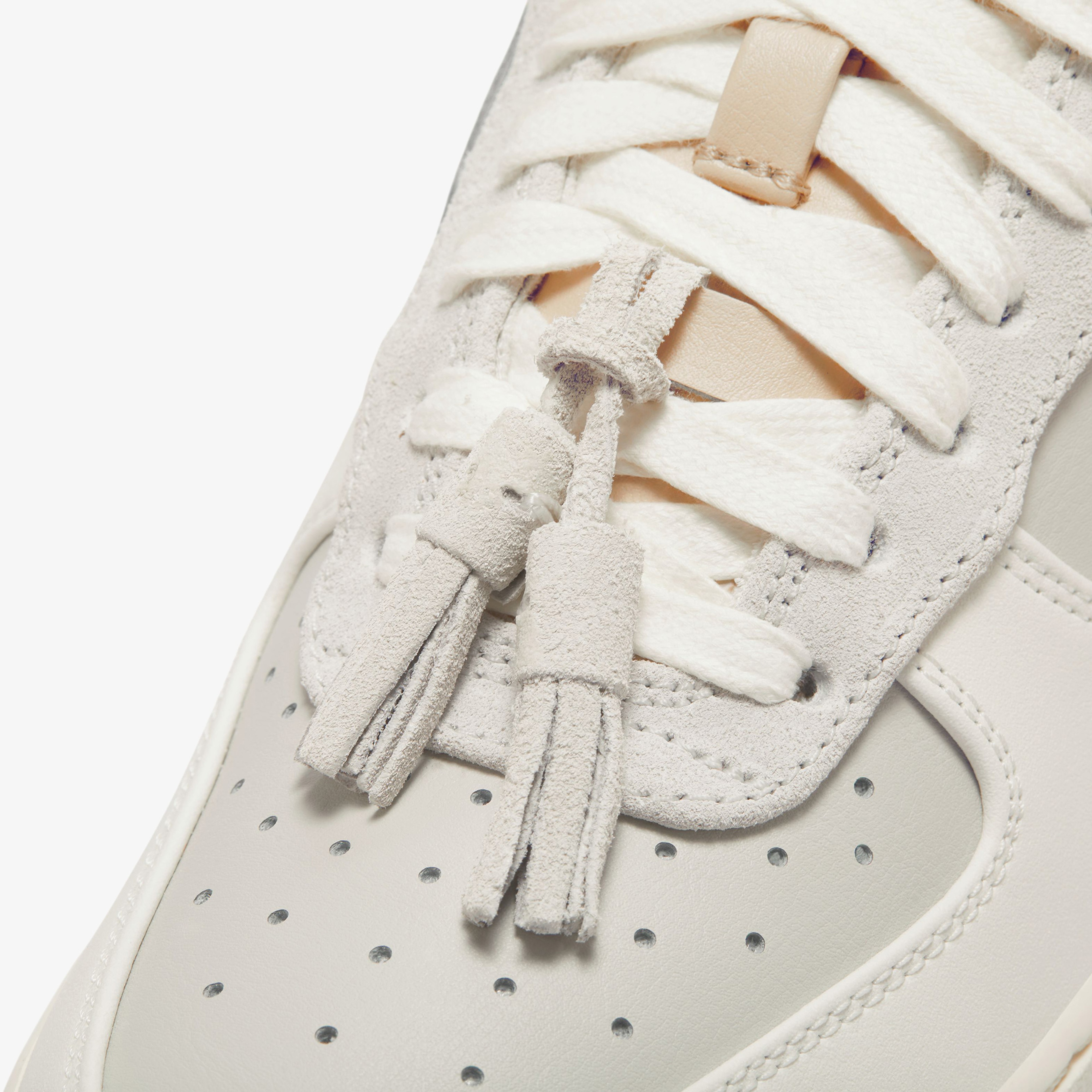 Nike Air Force 1 '07 SE Kadın Gri Sneaker