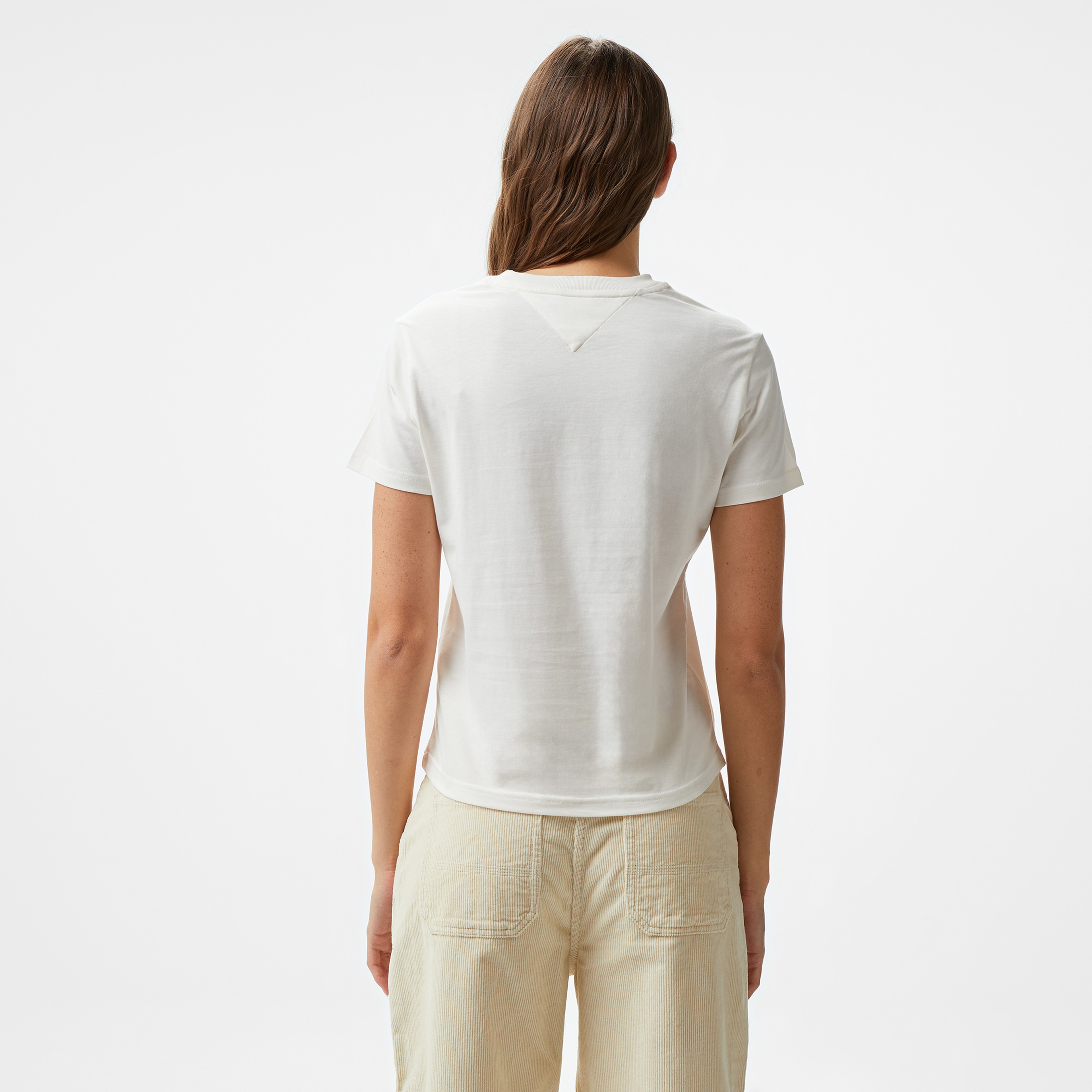Tommy Hilfiger Jeans Crest Linear Kadın Beyaz T-Shirt